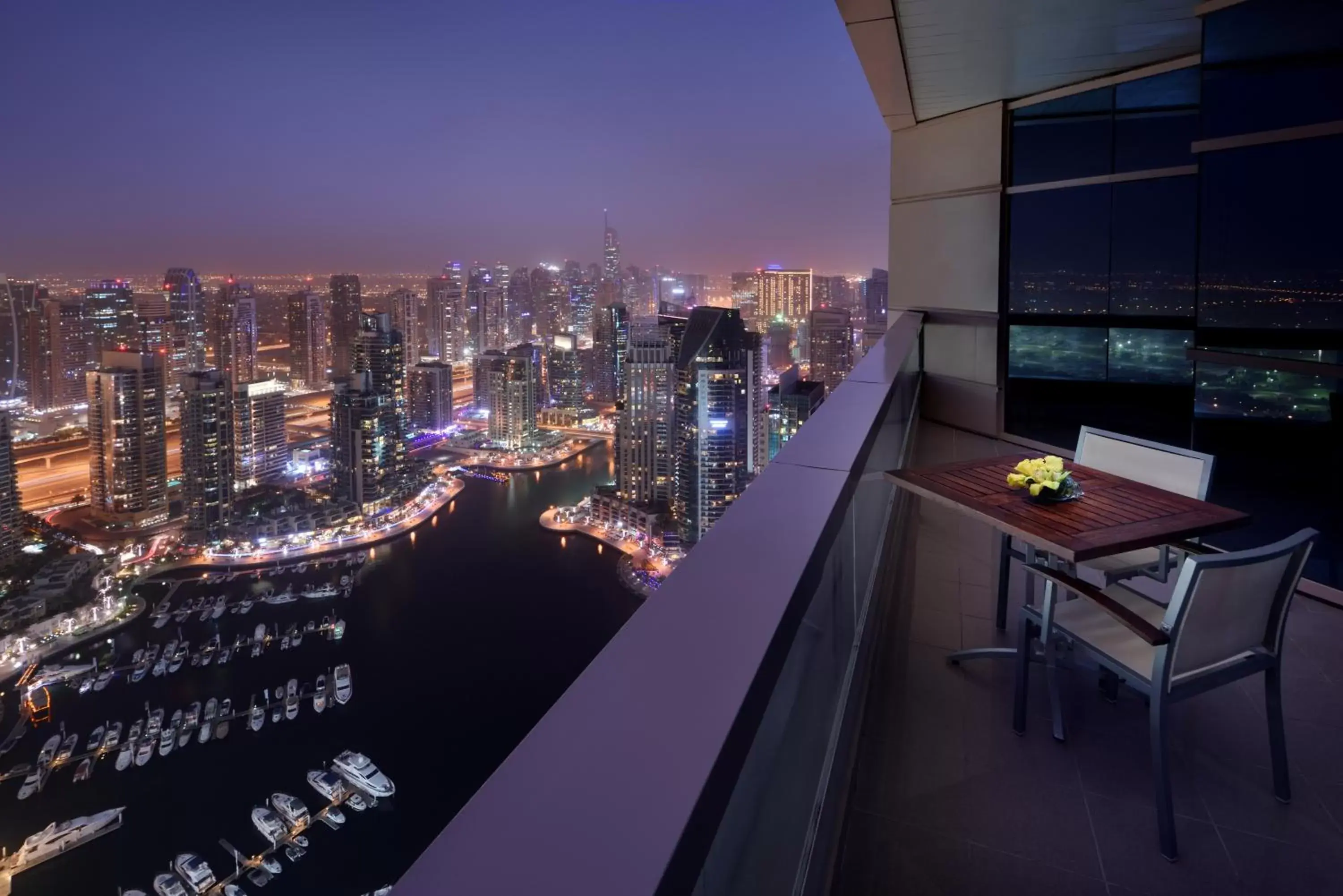 Balcony/Terrace in Dubai Marriott Harbour Hotel And Suites