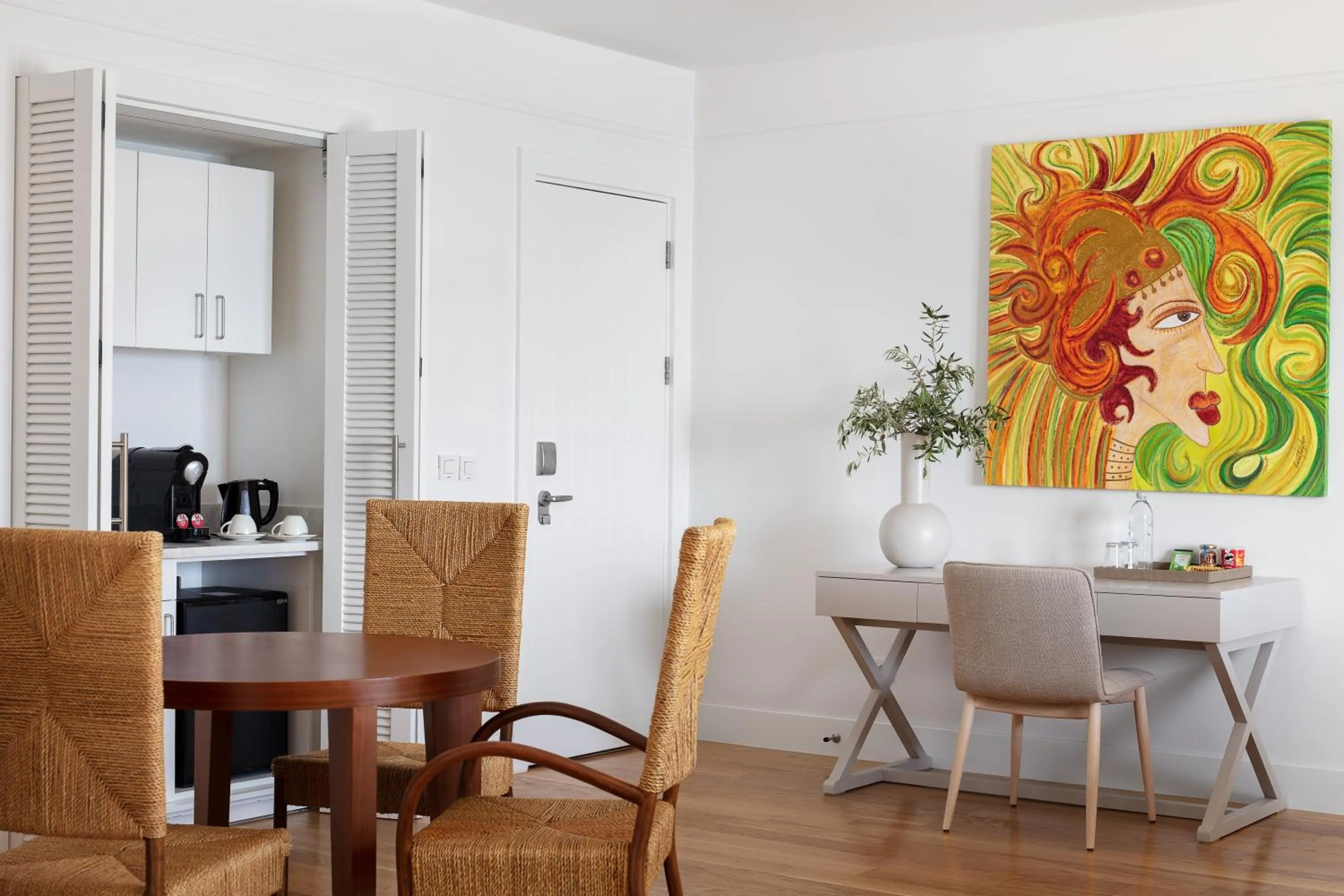 Kitchen or kitchenette in Doria Hotel Bodrum-City Center