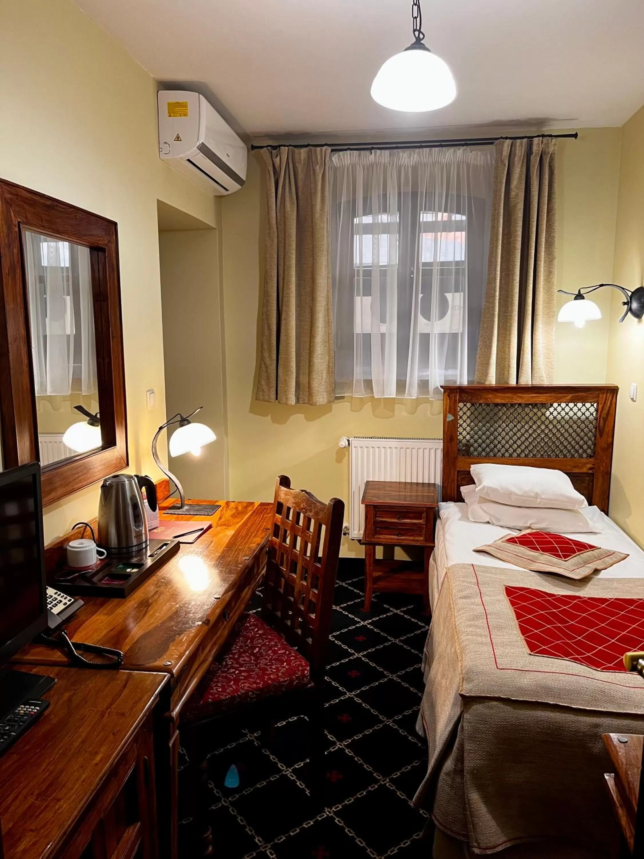 Photo of the whole room, Bed in Hotel Zamek Ryn