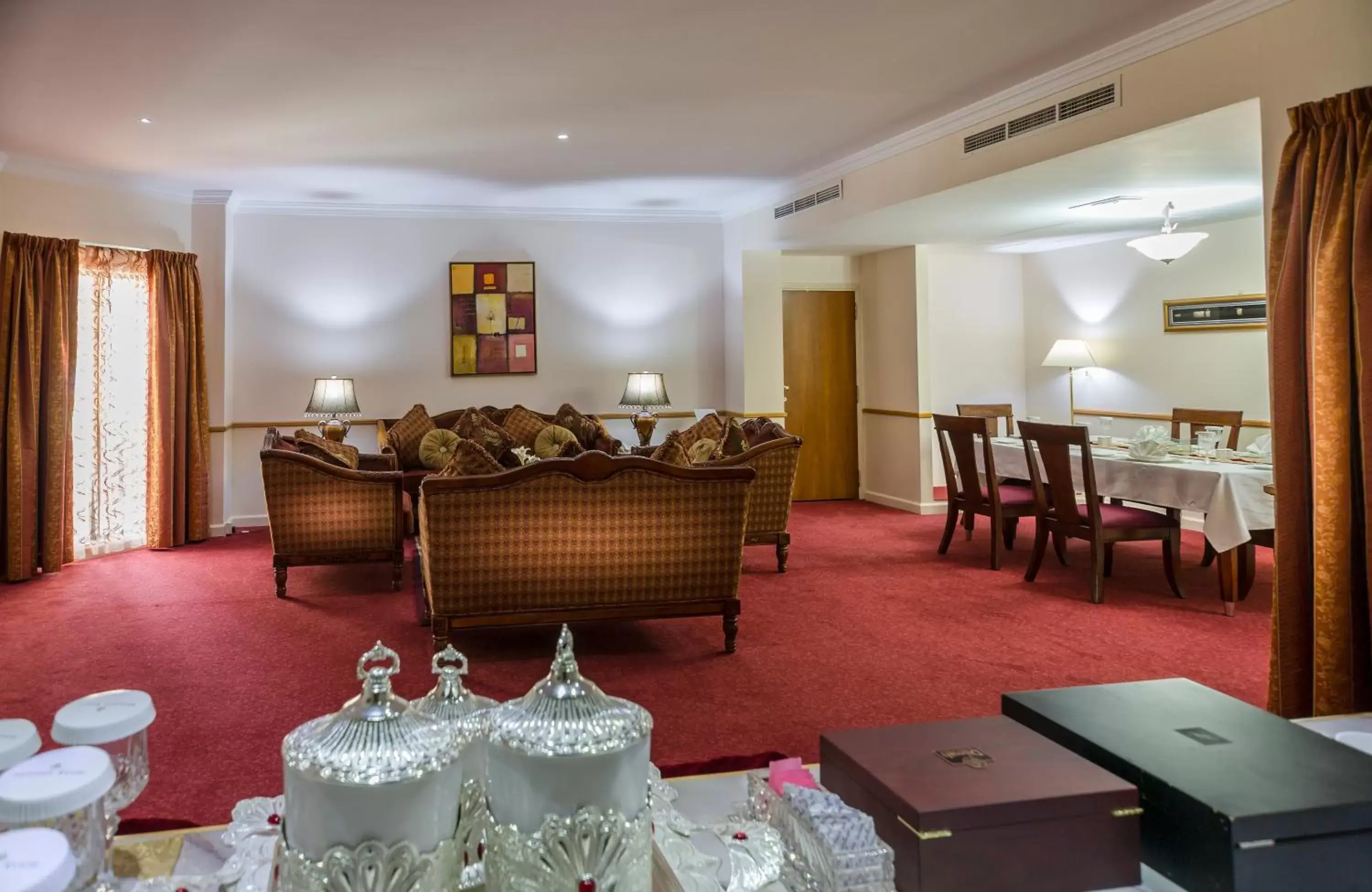 Living room, Restaurant/Places to Eat in Golden Tulip Nizwa Hotel