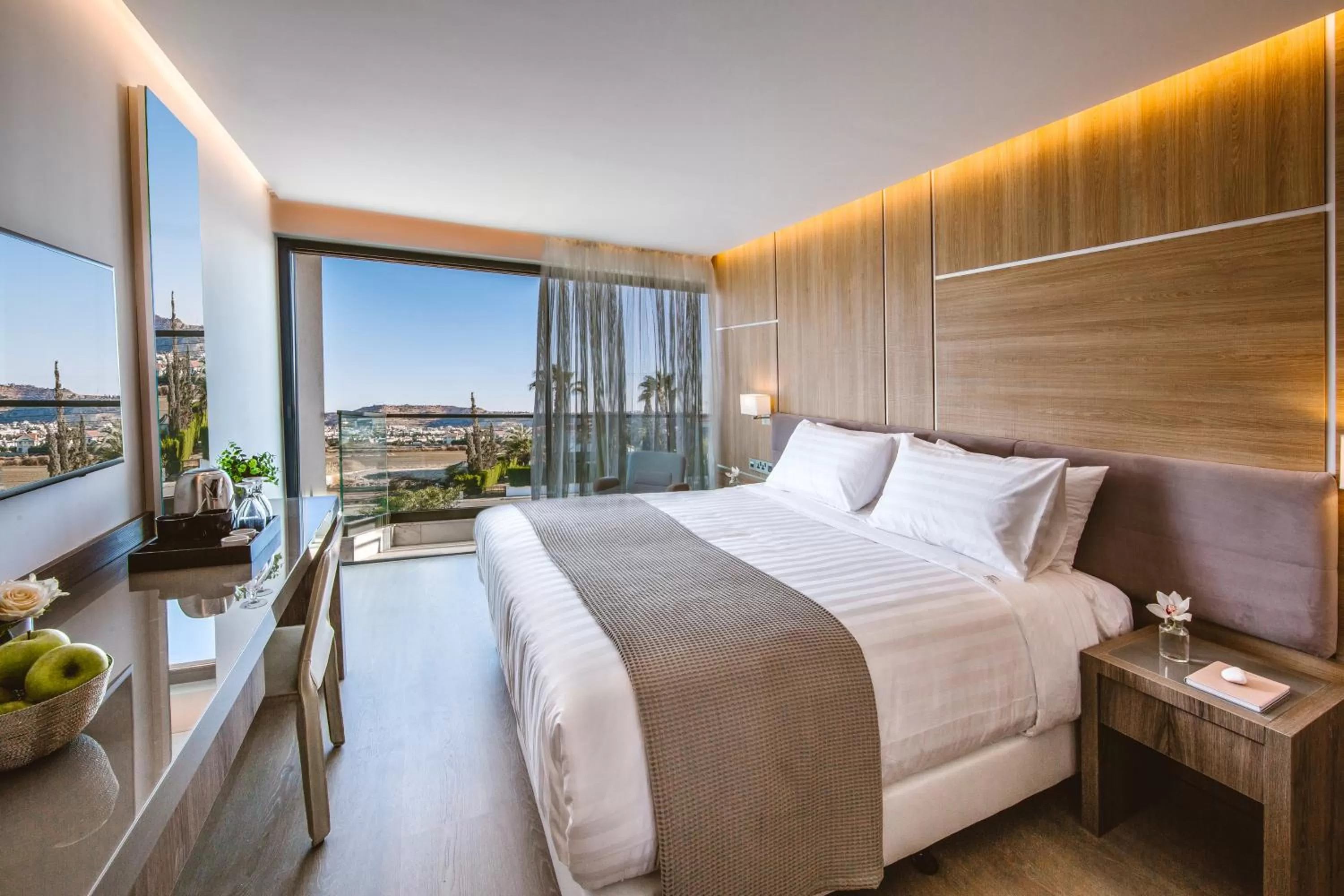 Balcony/Terrace, Bed in Lebay Beach Hotel