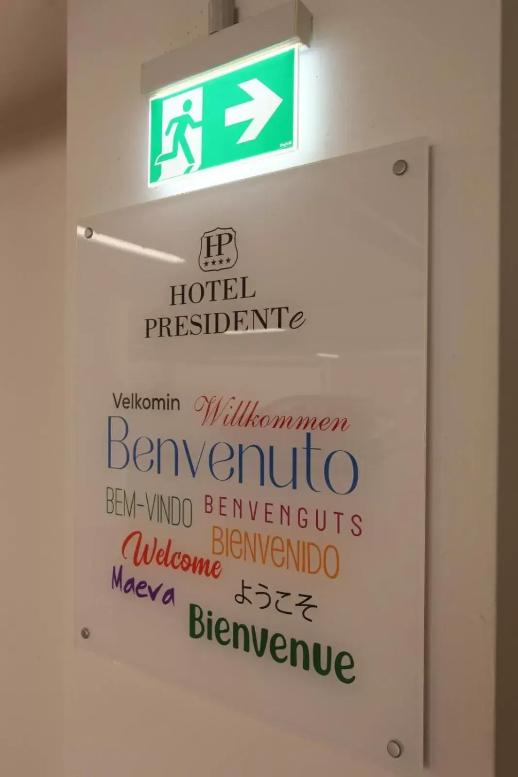 Logo/Certificate/Sign in Hotel Presidente