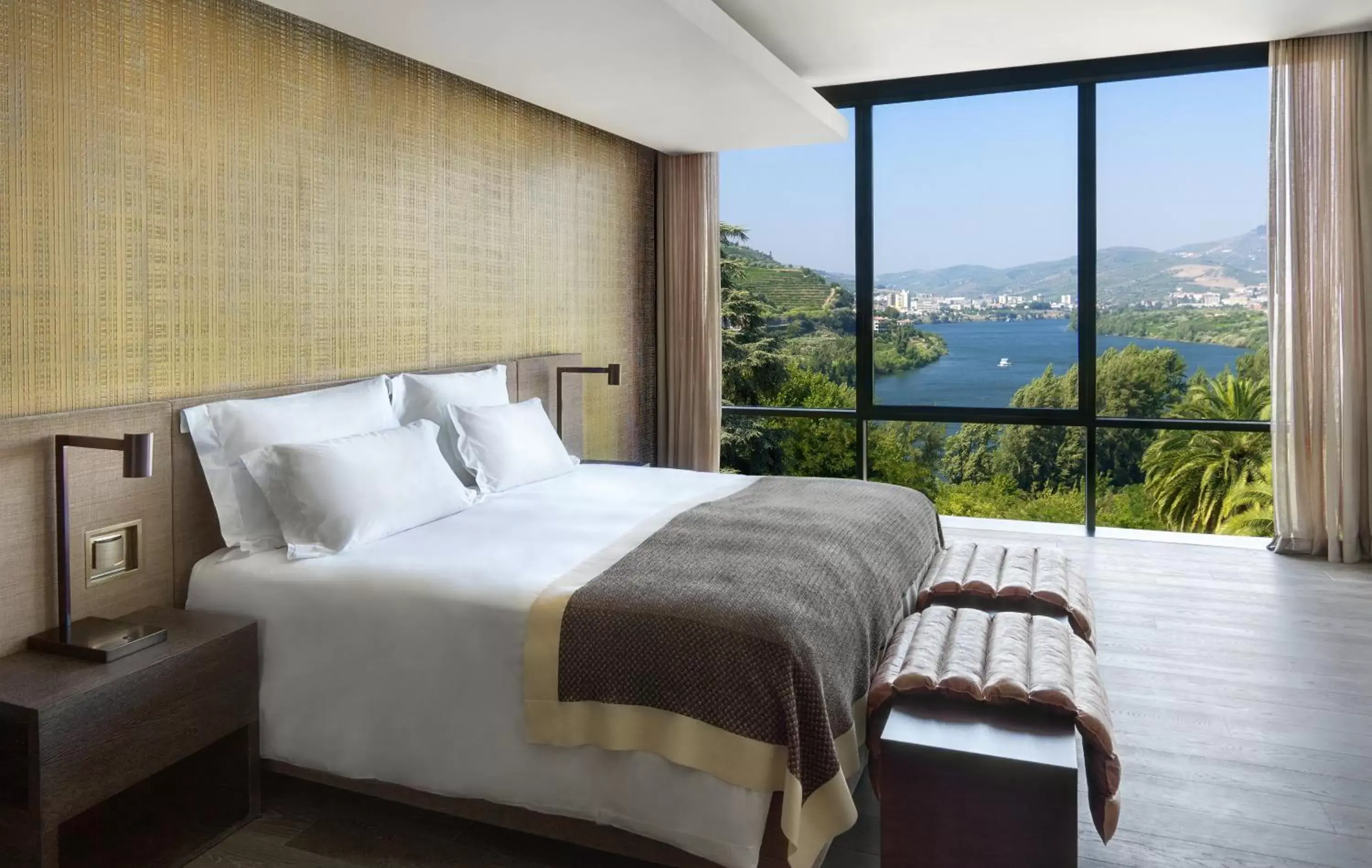 Bed, Mountain View in Six Senses Douro Valley
