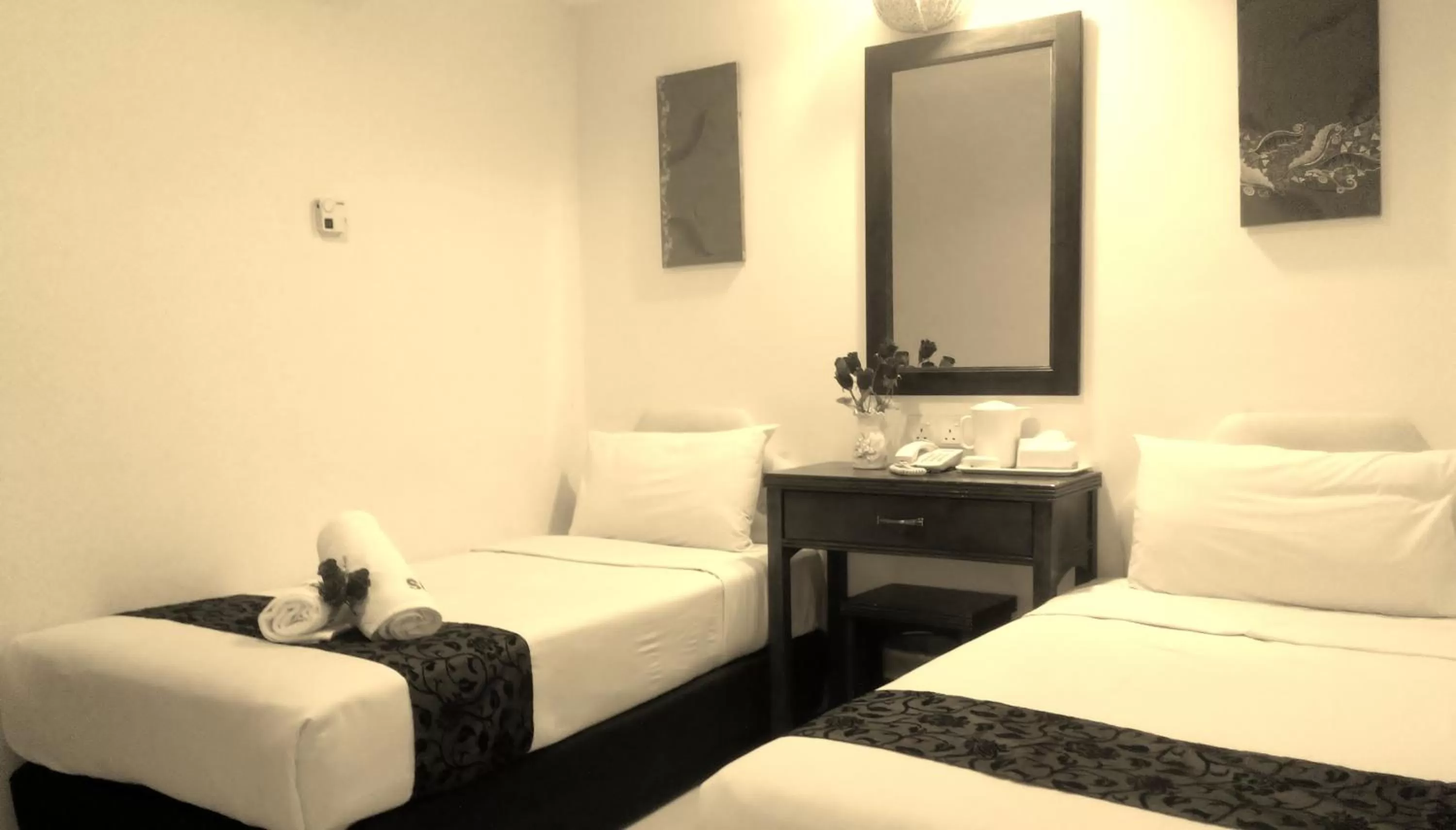 bunk bed, Bed in Sun Inns Hotel Kuala Selangor