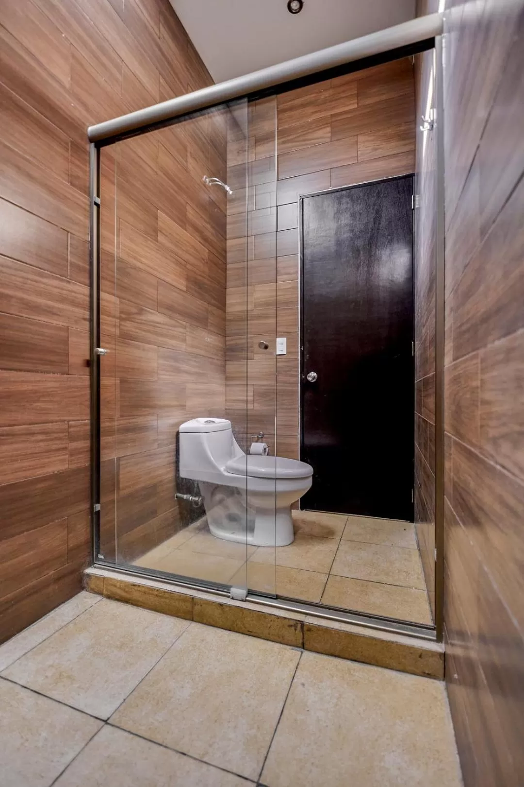 Shower in First Inn Hotel & Business