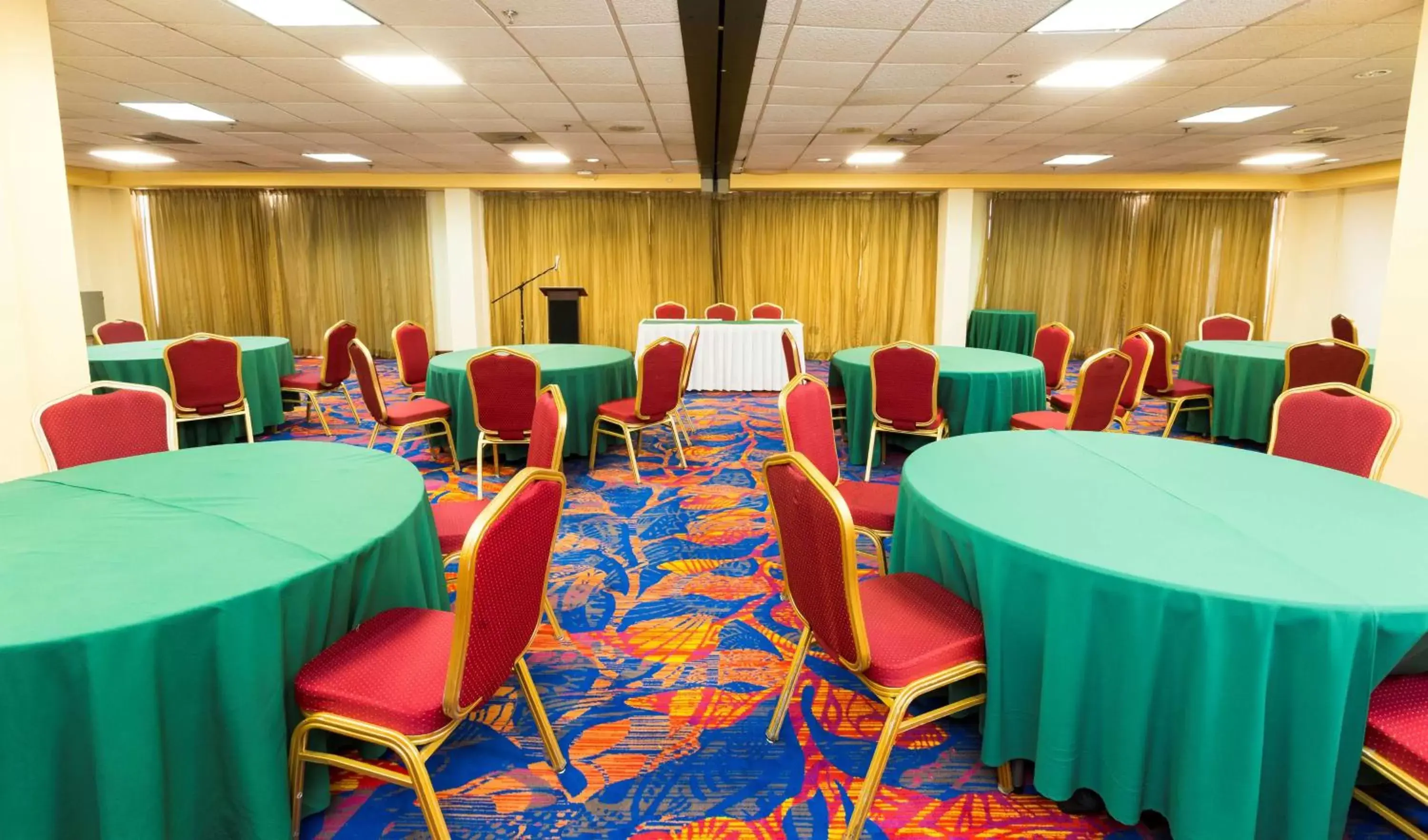 Banquet/Function facilities, Banquet Facilities in Radisson Hotel Trinidad