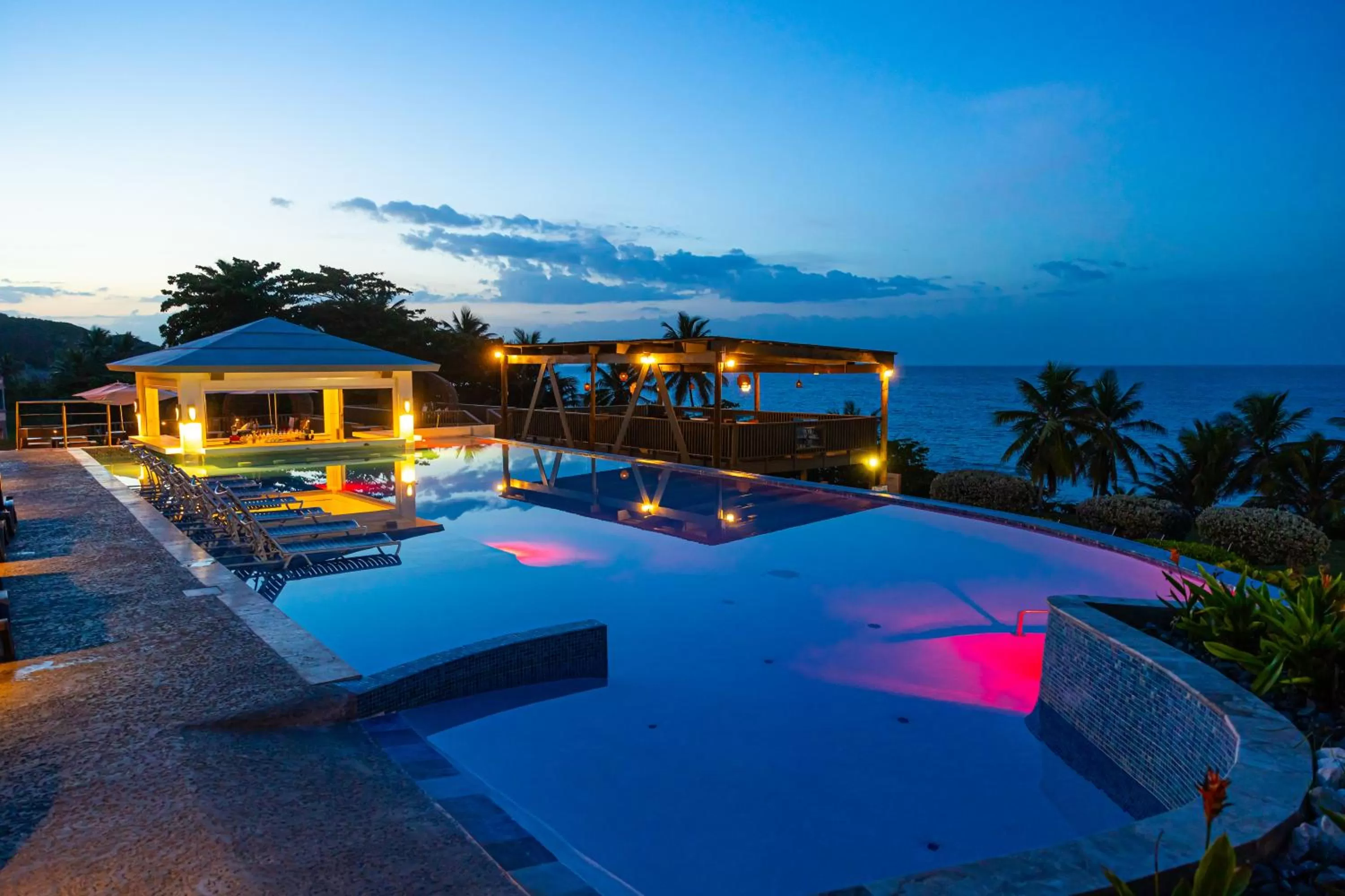 Swimming pool in Hotel El Guajataca