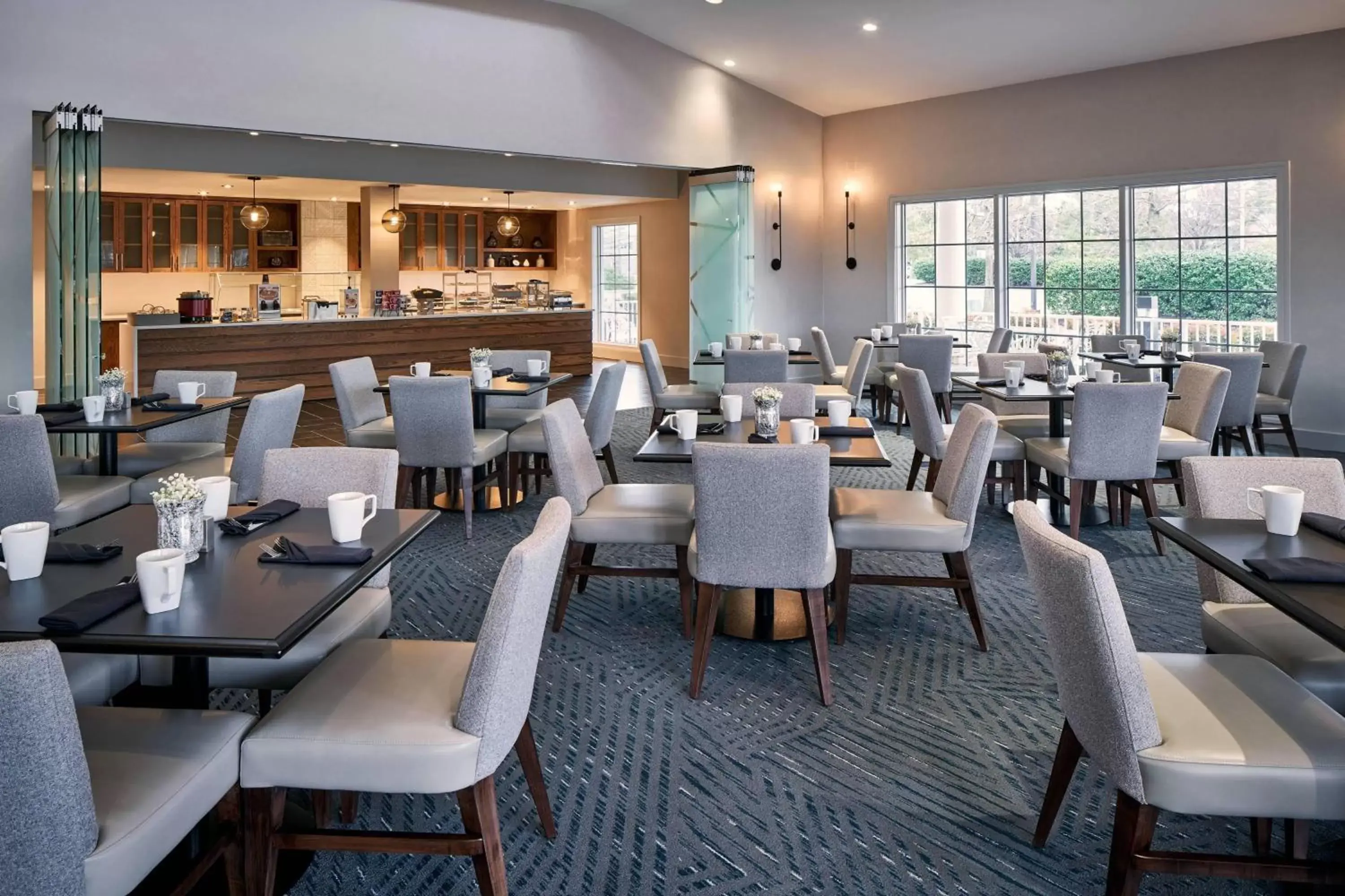 Breakfast, Restaurant/Places to Eat in Delta Hotels by Marriott Norfolk Airport