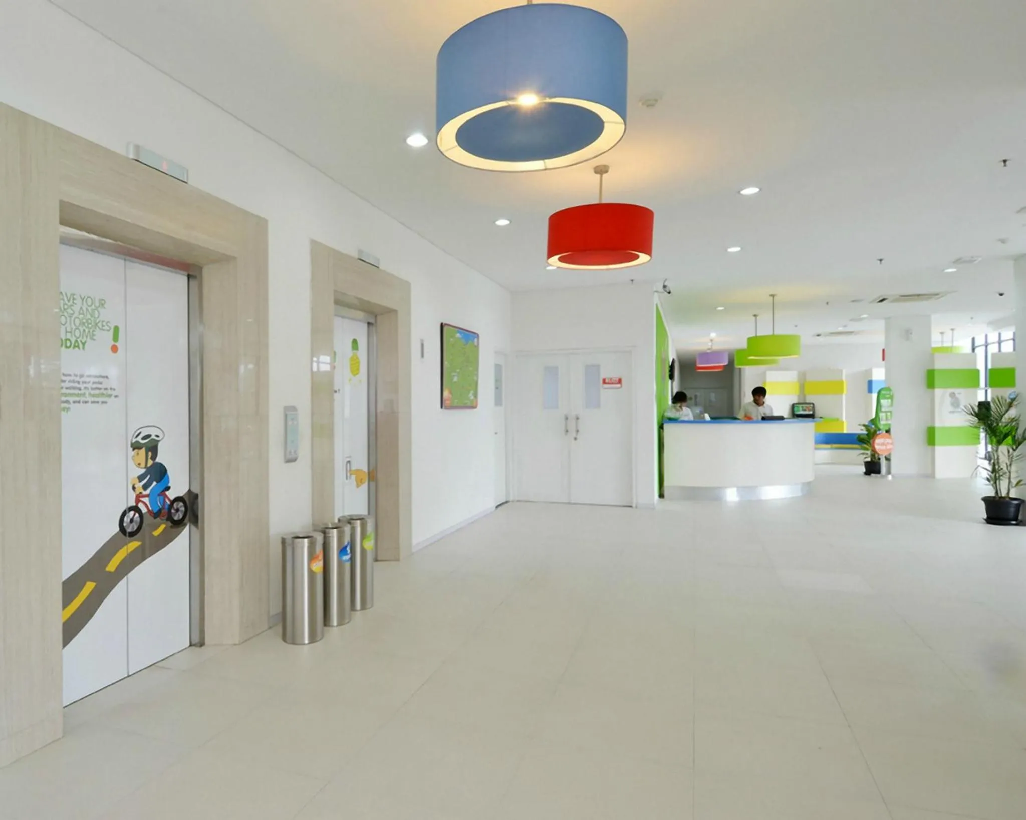 Lobby or reception in POP! Hotel Airport Jakarta