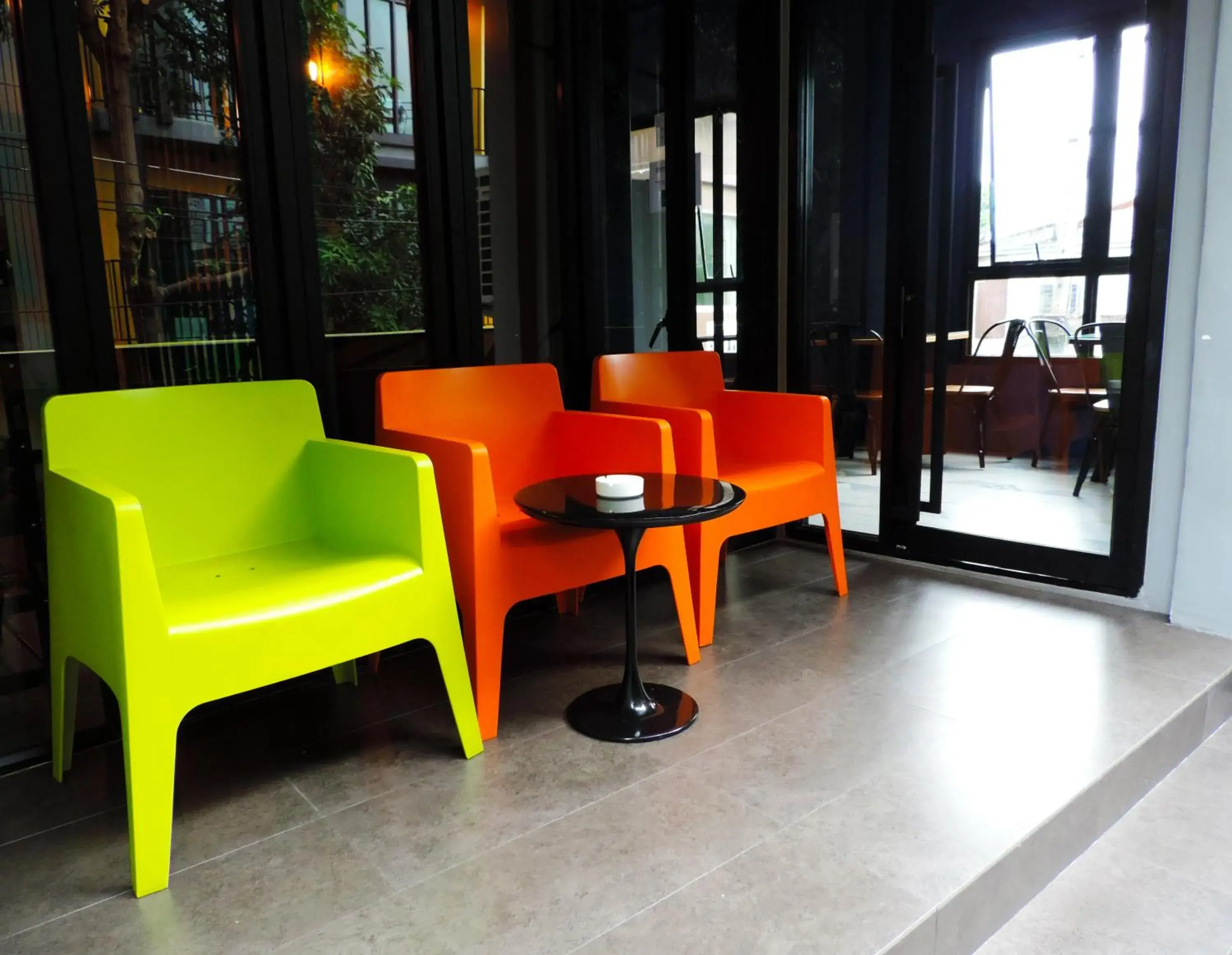 Property building in iSanook Hostel Property building in iSanook Hostel