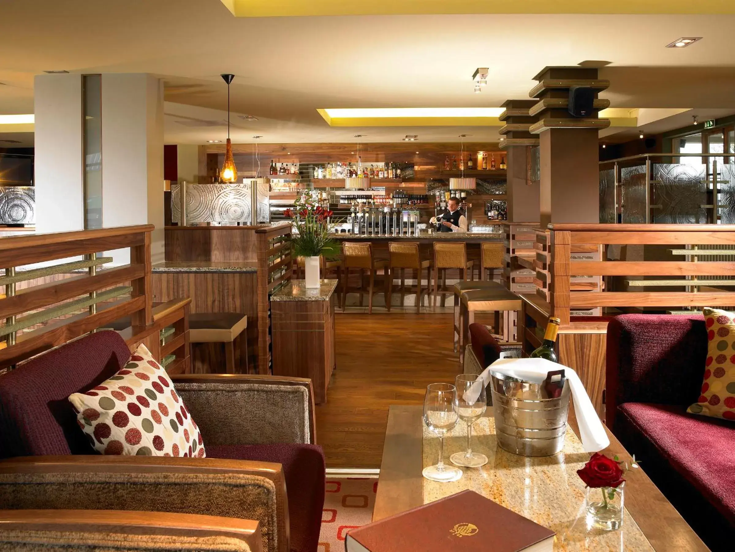 Lounge or bar, Restaurant/Places to Eat in Westport Plaza Hotel, Spa & Leisure