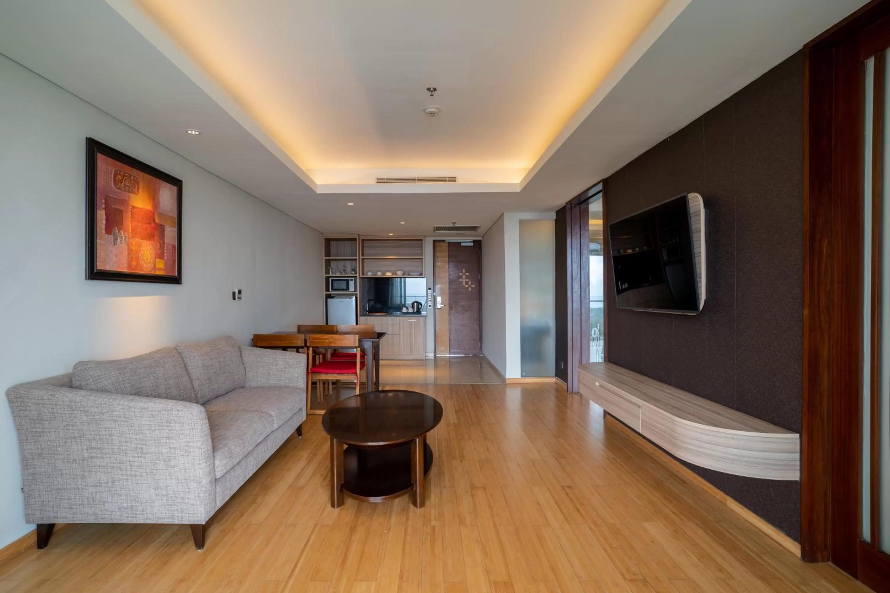 Living room in Four Points by Sheraton Bali, Ungasan