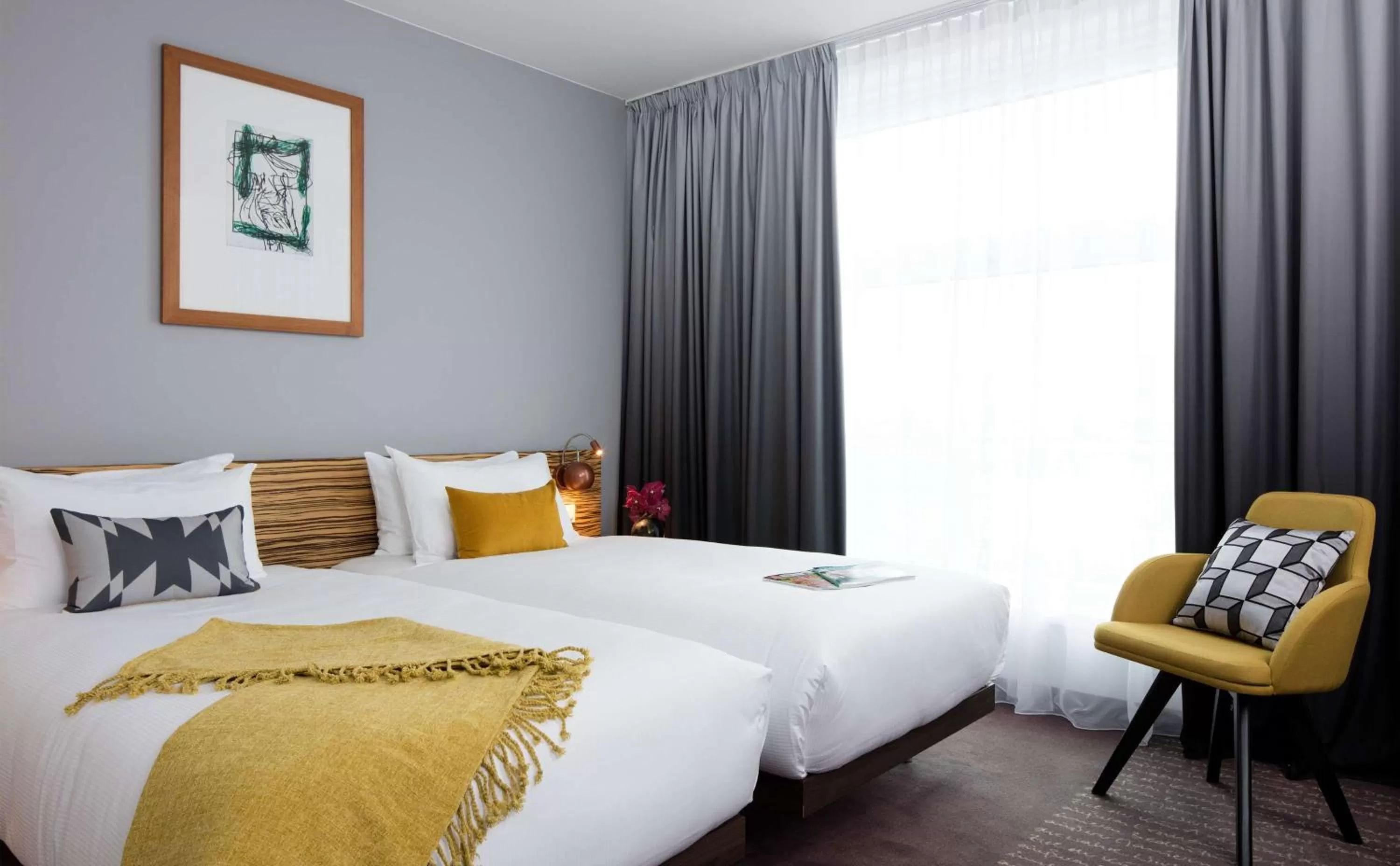 Bedroom, Bed in art'otel berlin mitte, Powered by Radisson Hotels