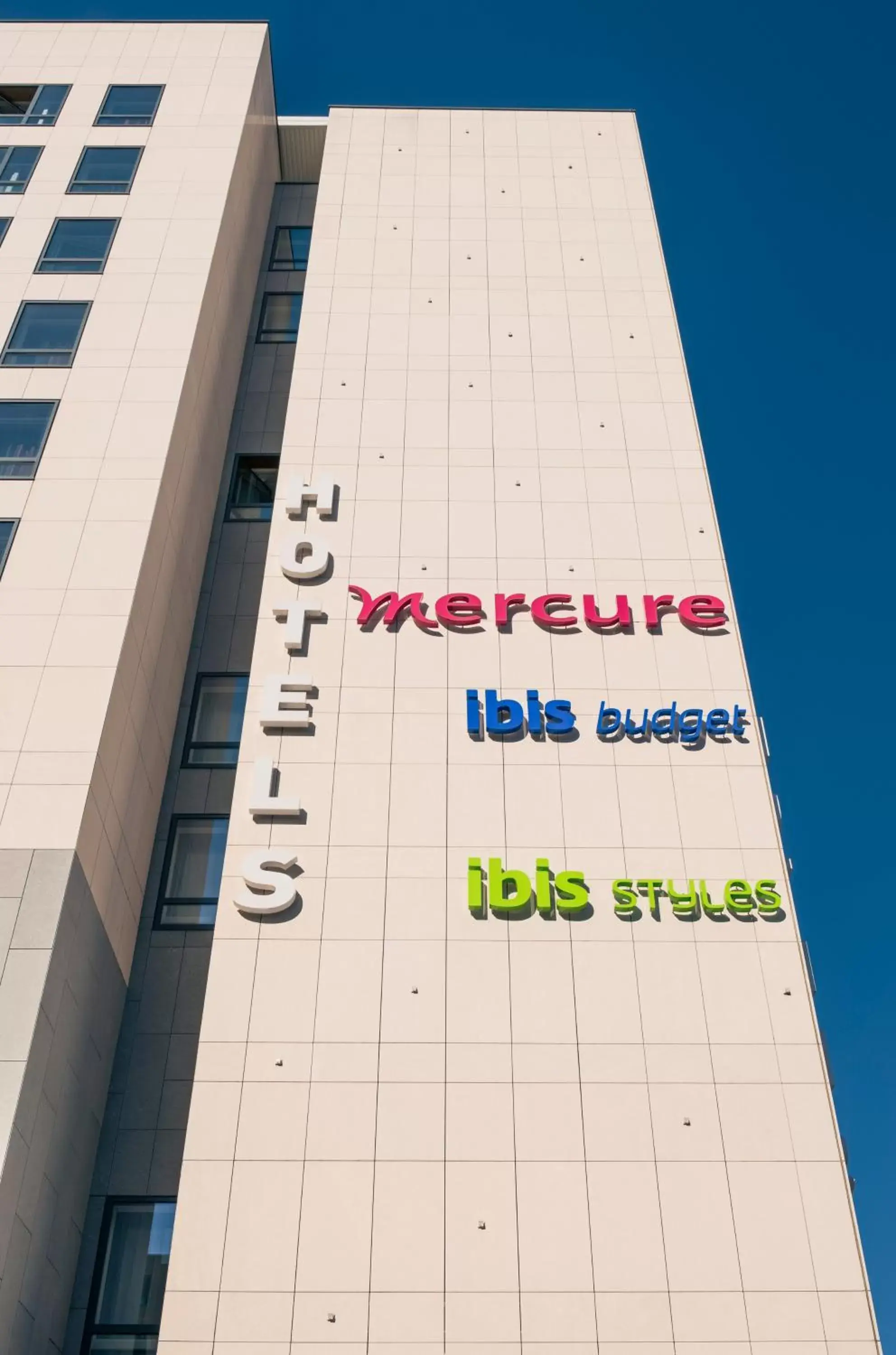 Street view, Property Logo/Sign in Mercure Lyon Centre - Gare Part Dieu