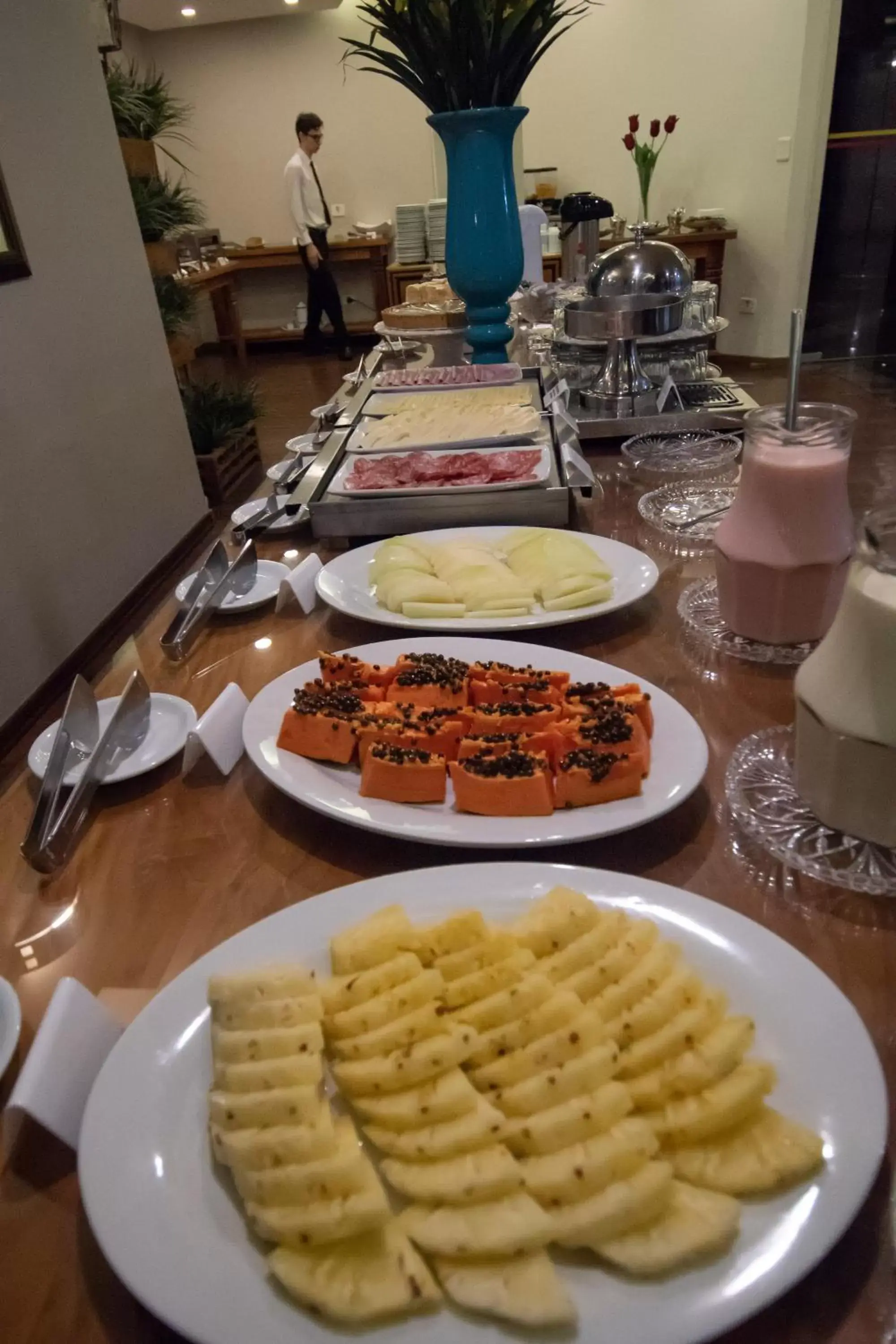 Food in Golden Ingá Hotel
