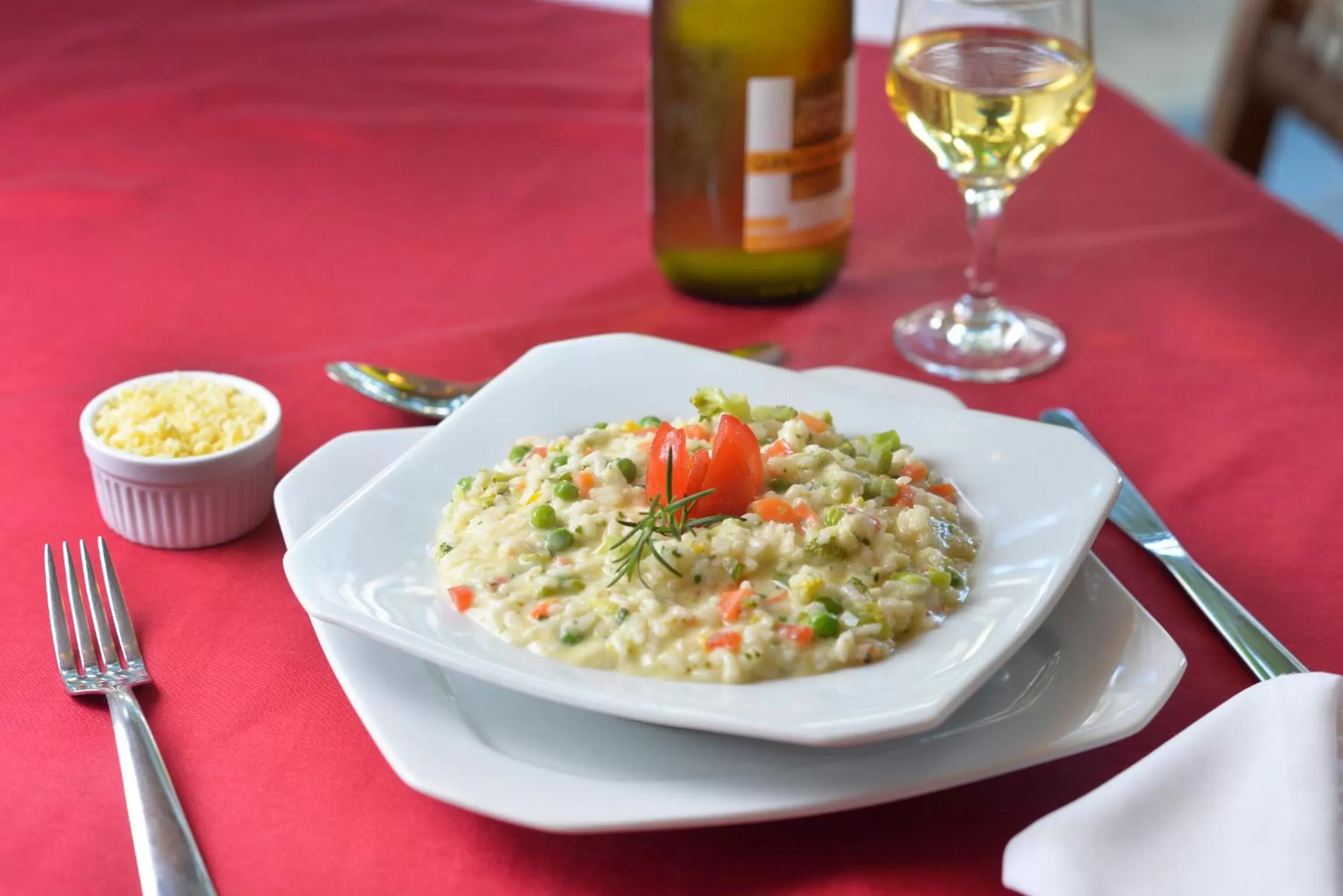 Restaurant/places to eat in Tri Hotel Executive Caxias