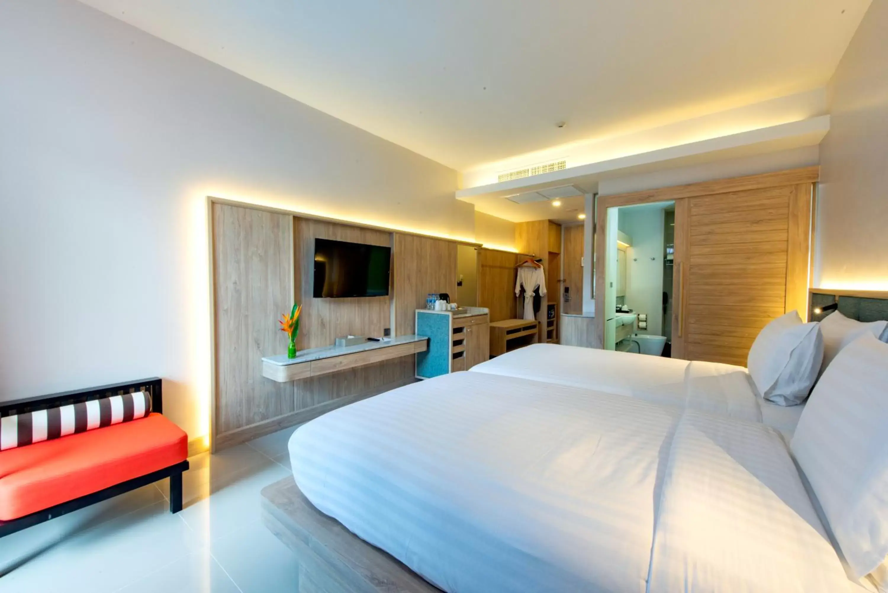 Photo of the whole room in Holiday Ao Nang Beach Resort, Krabi - SHA Extra Plus