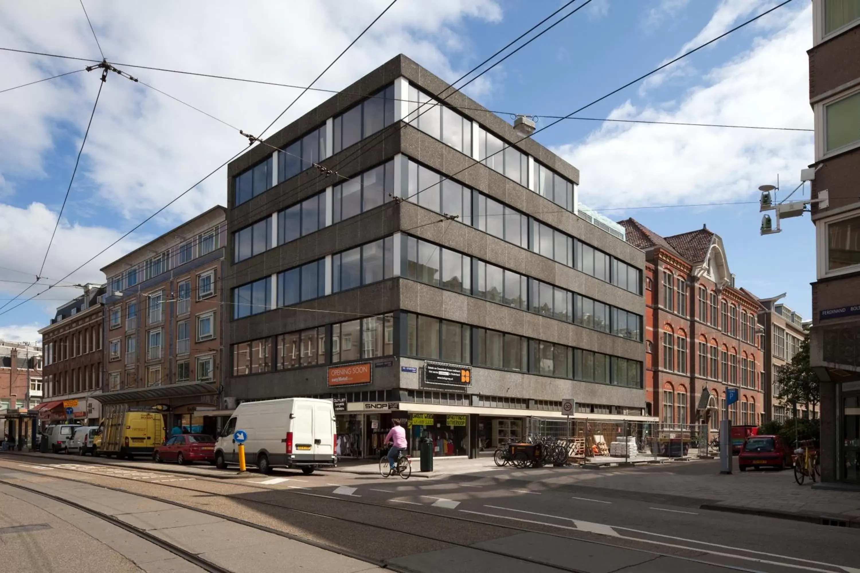 Property Building in easyHotel Amsterdam City Centre South