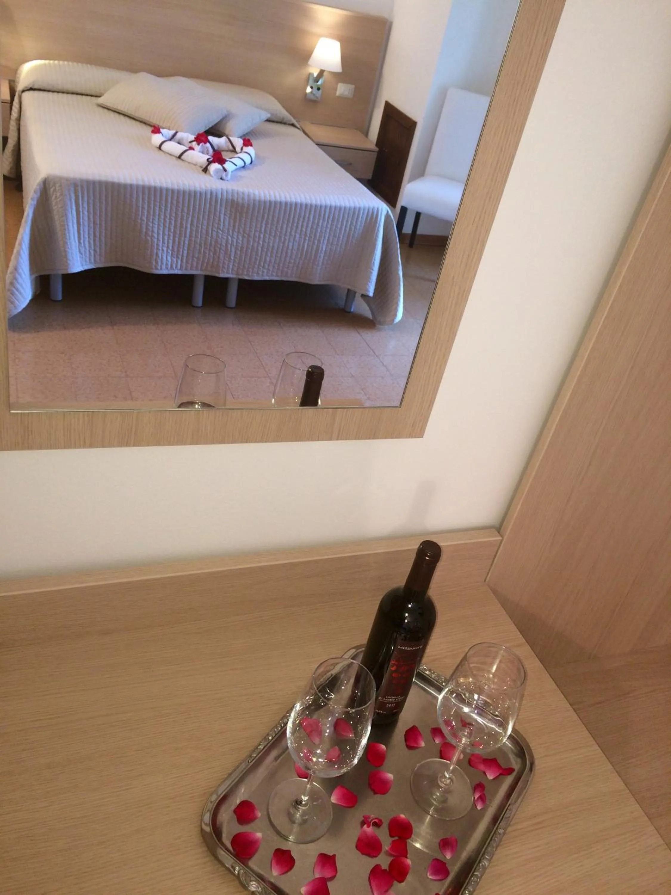 Balcony/Terrace, Bed in La Cantinella