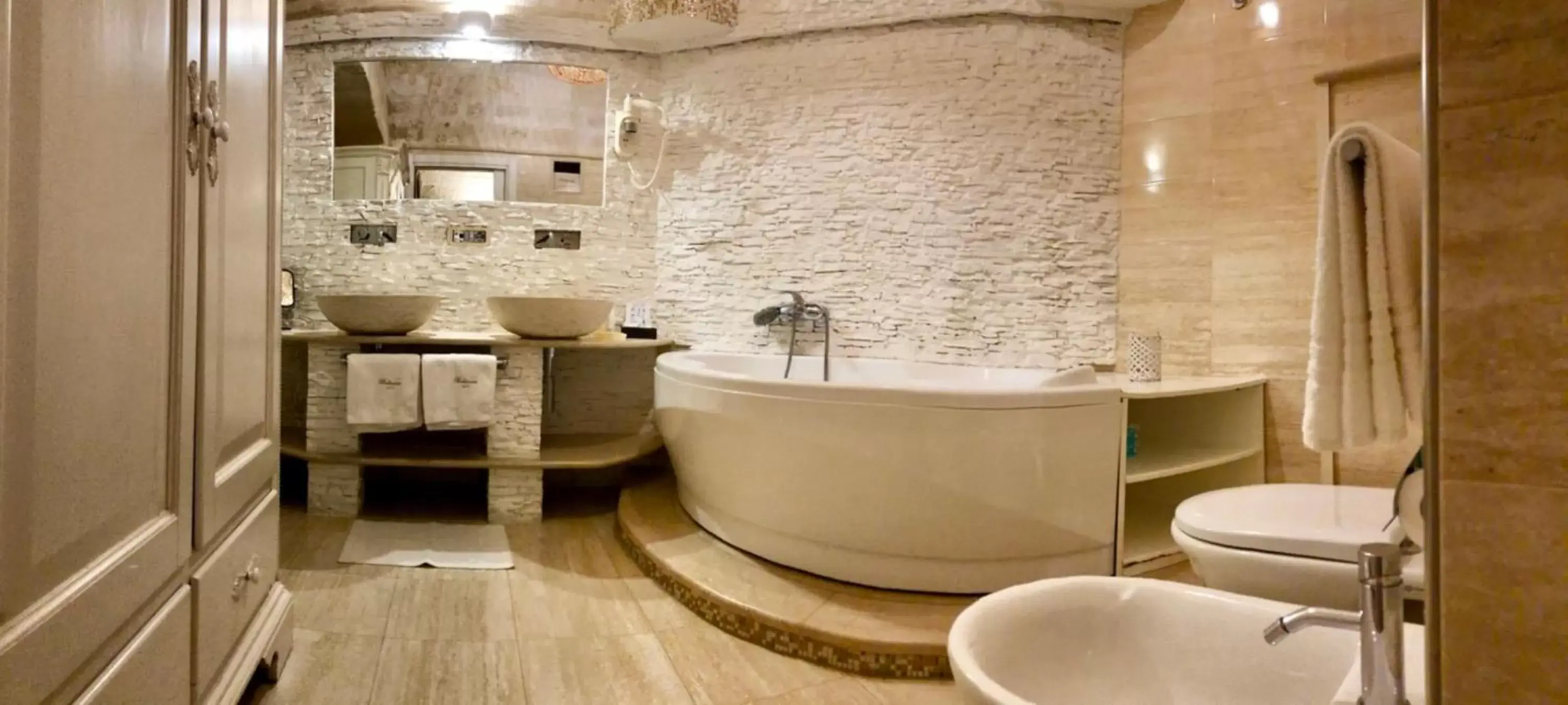 Bathroom in Bellavista Suites