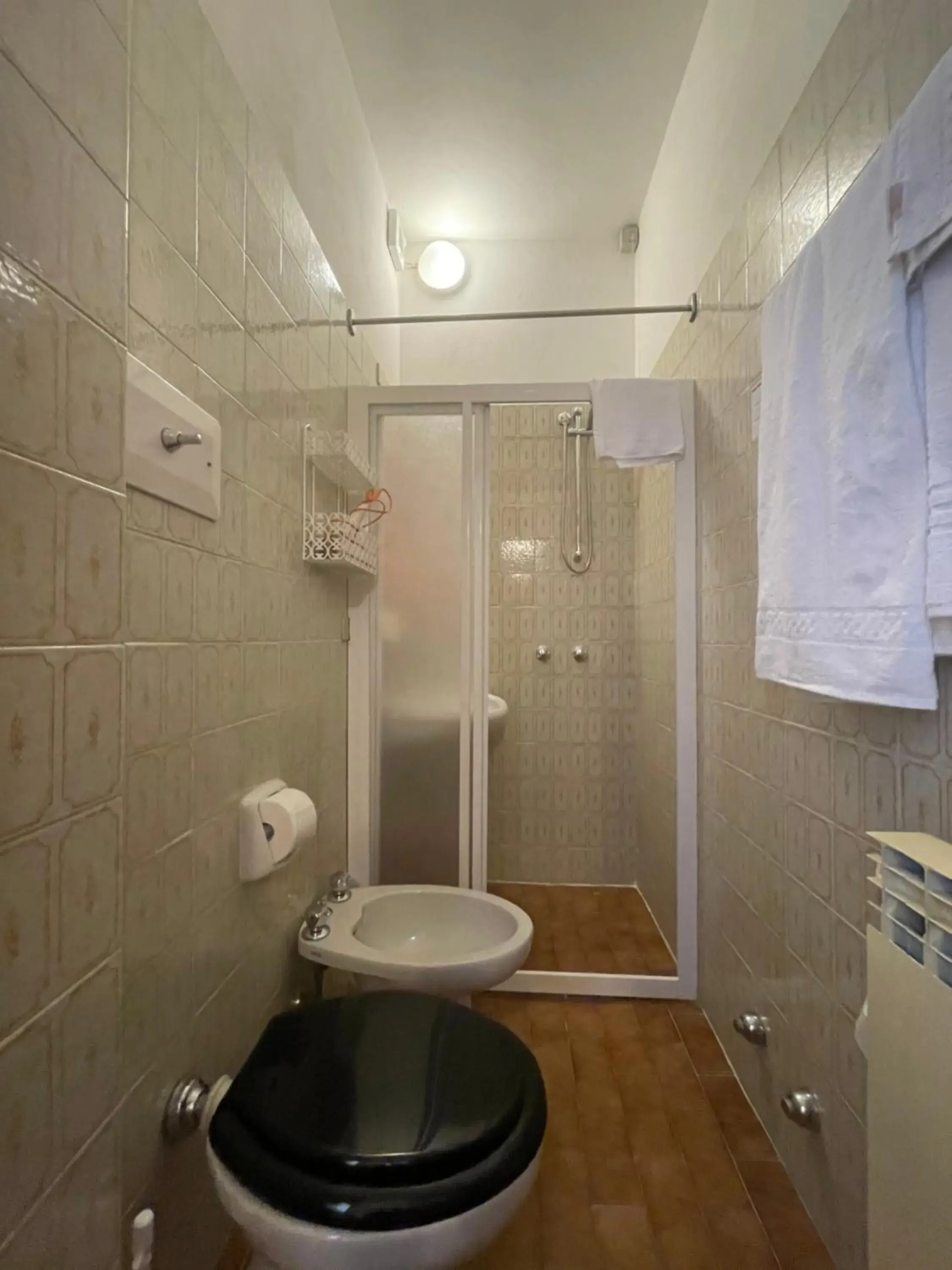 Bathroom in Hotel Rabay