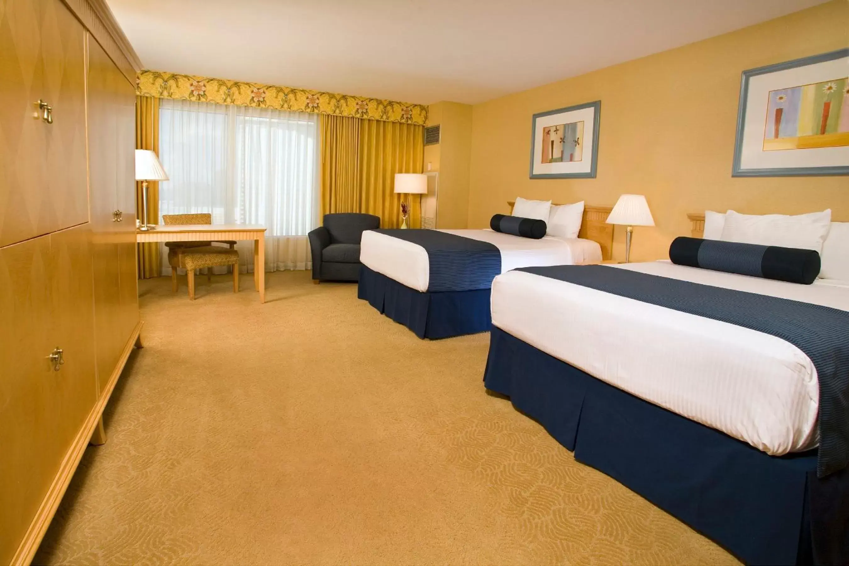 Bed in Resorts Casino Hotel Atlantic City