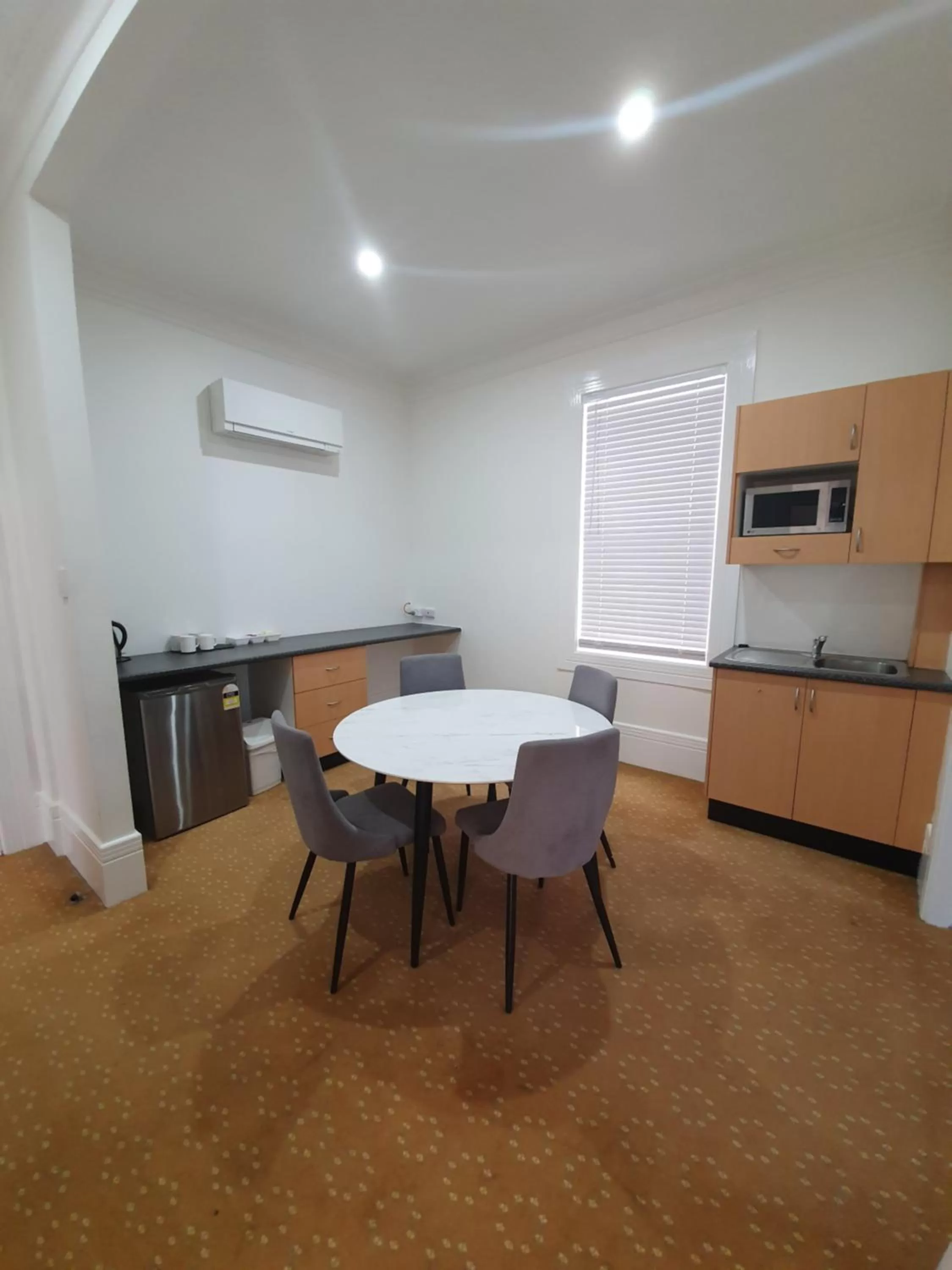 Kitchen or kitchenette in Grand Hotel