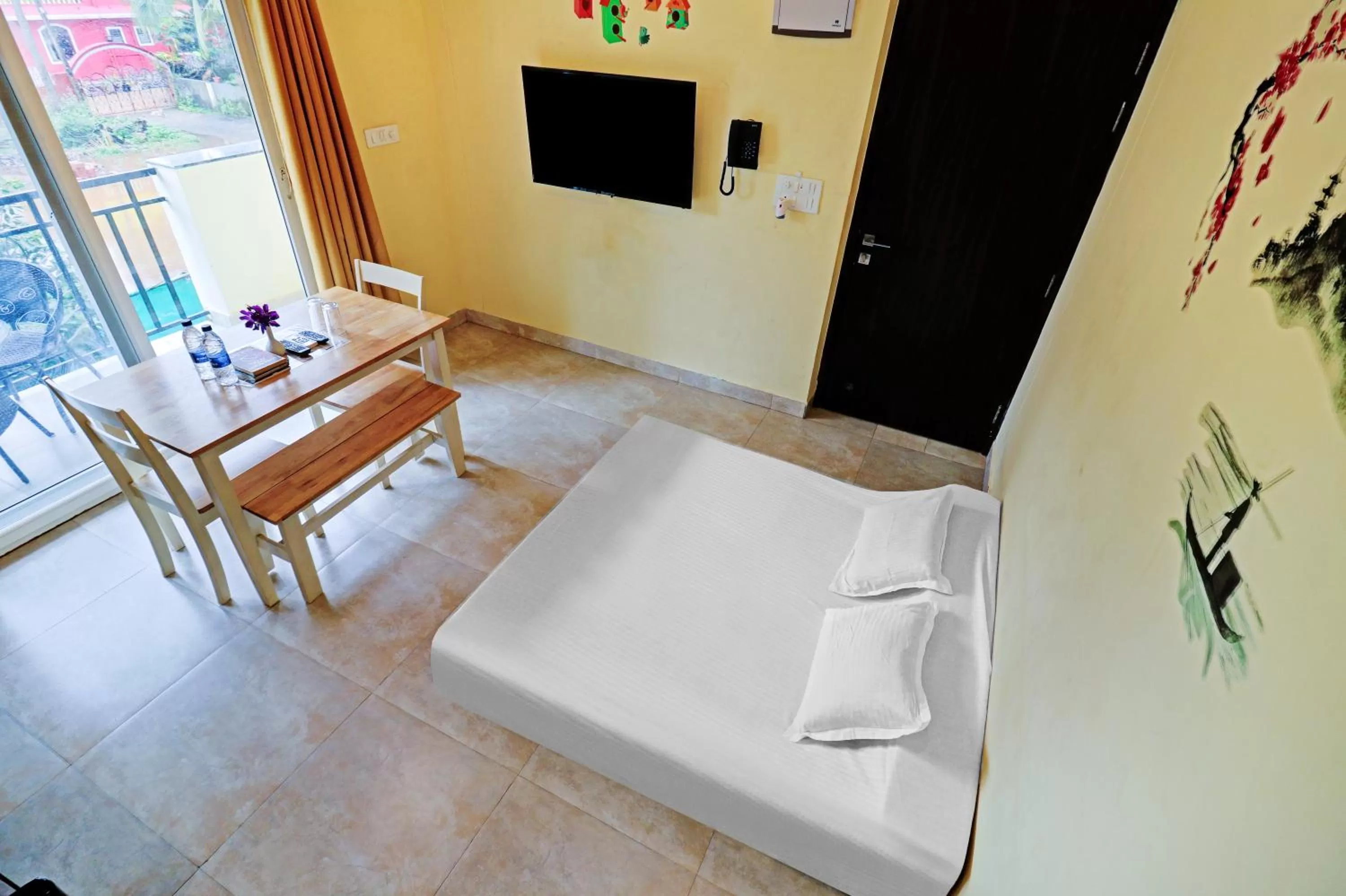 Bed in Mariners Bay Suites