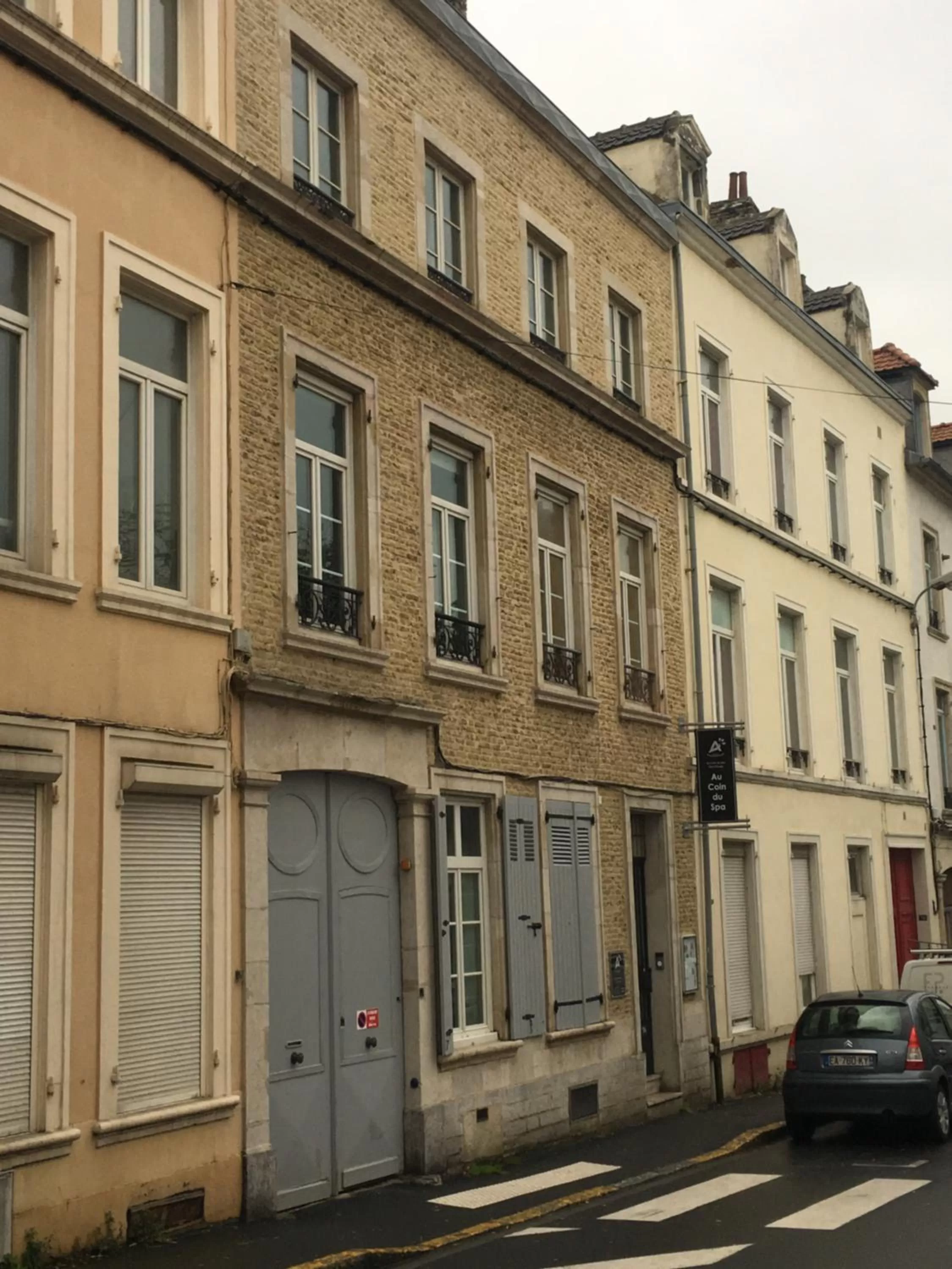 Facade/entrance in Chambres d'Hôtes Au coin du spa