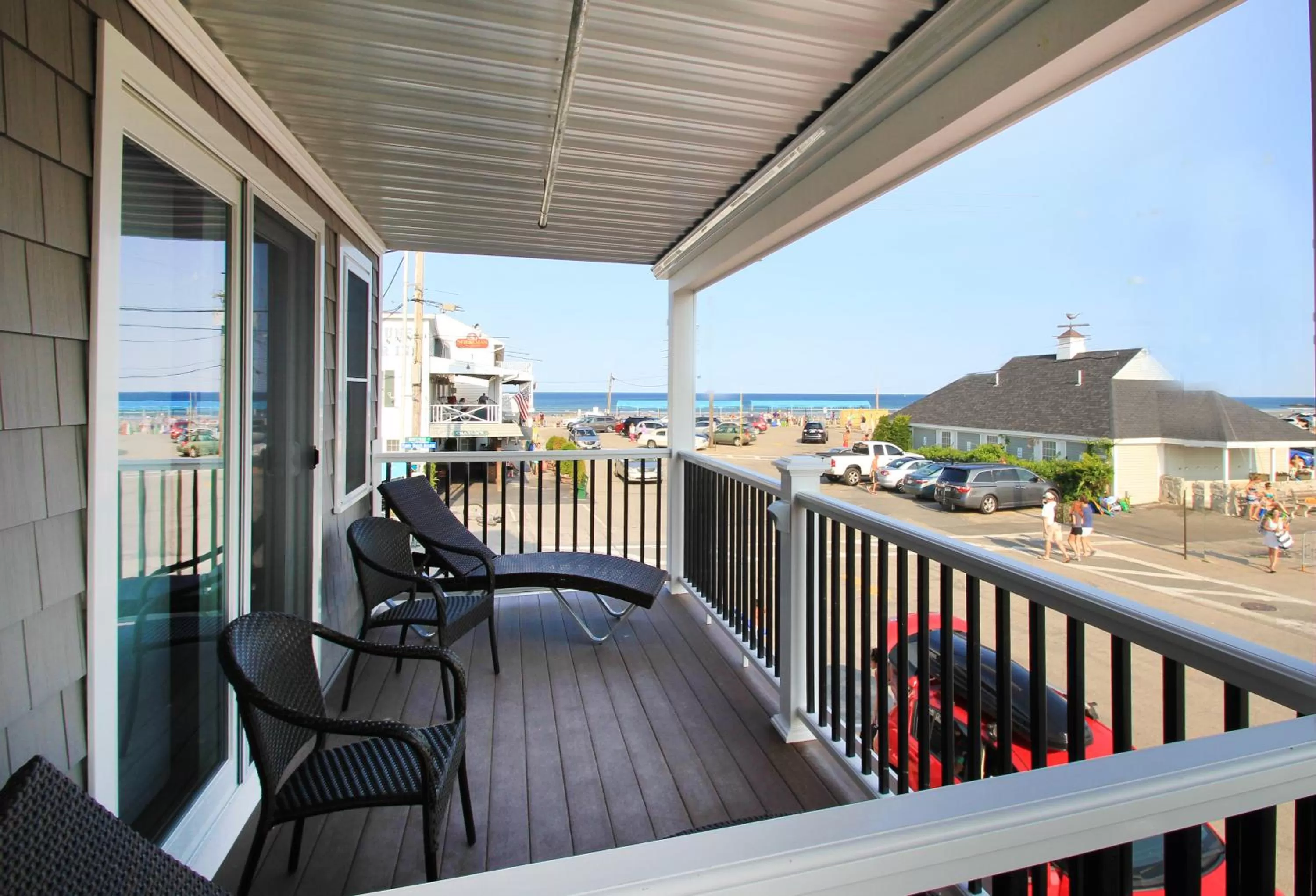 Balcony/Terrace in Norseman Resort on the Beach