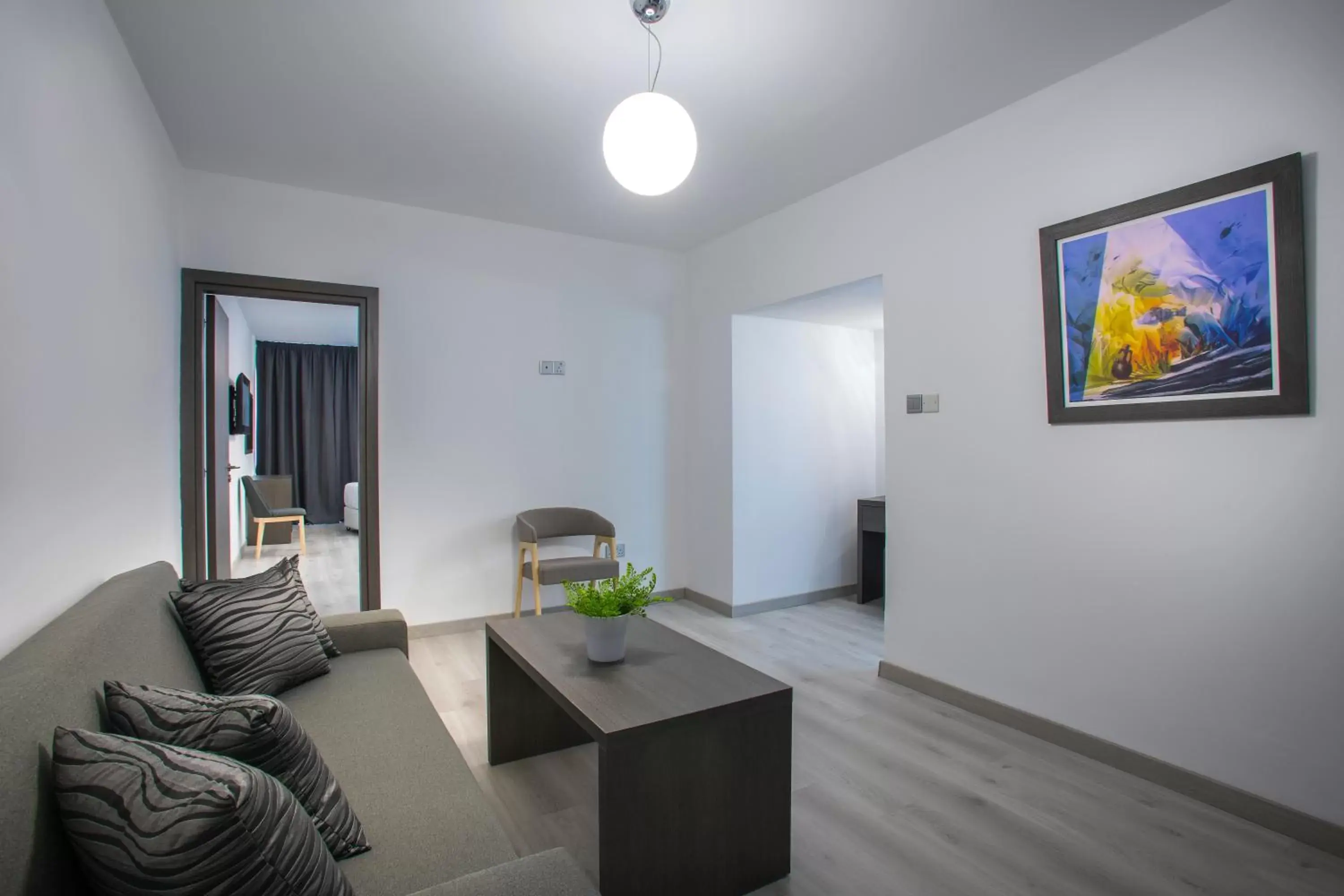 TV and multimedia, Seating Area in Blazer Residence