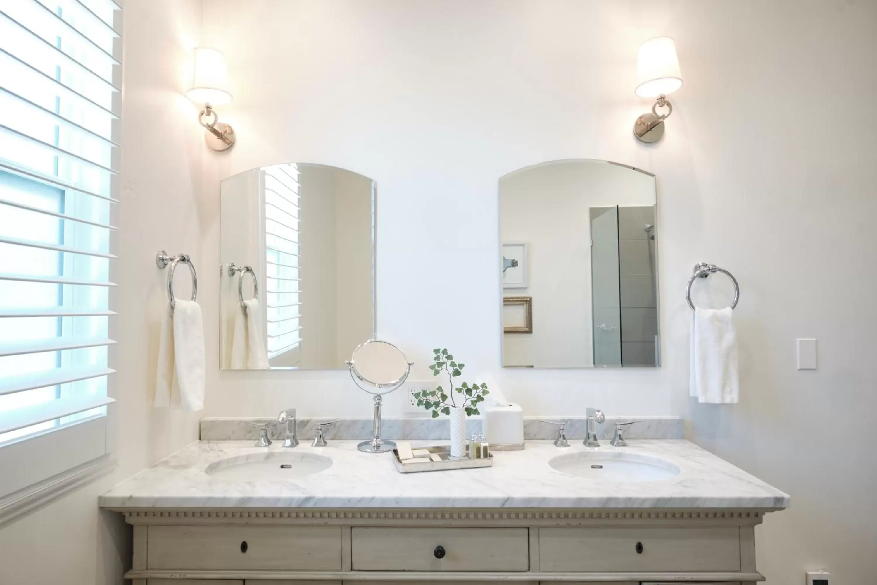 Bathroom in The Setting Inn Napa Valley