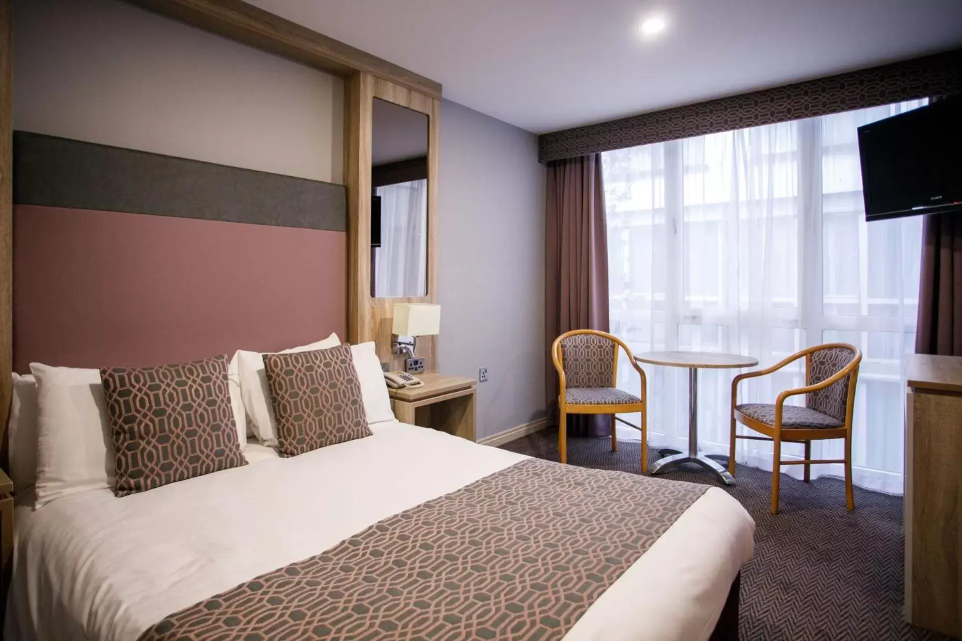 Bed in Mount Errigal Hotel, Conference & Leisure Centre