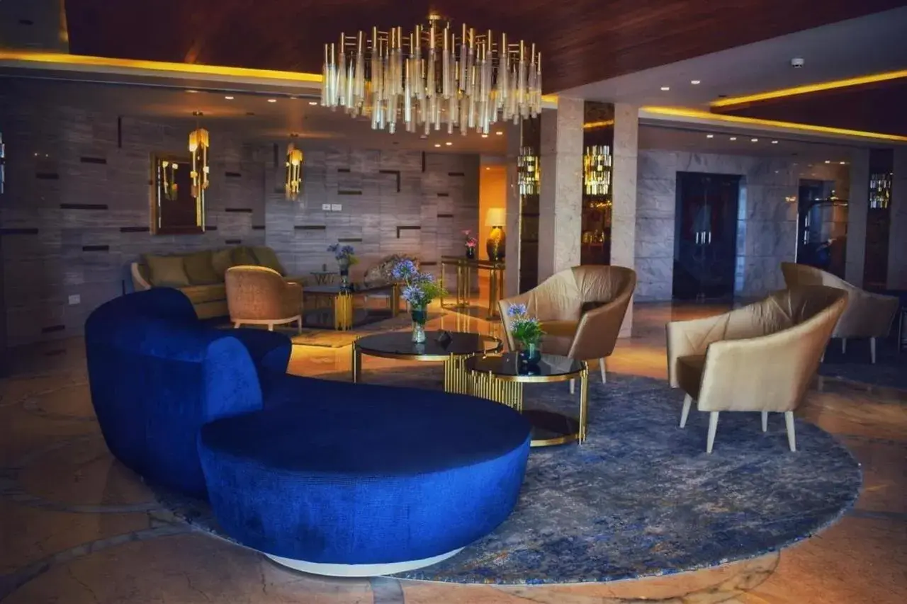 Lounge/Bar in Romance Alexandria Hotel