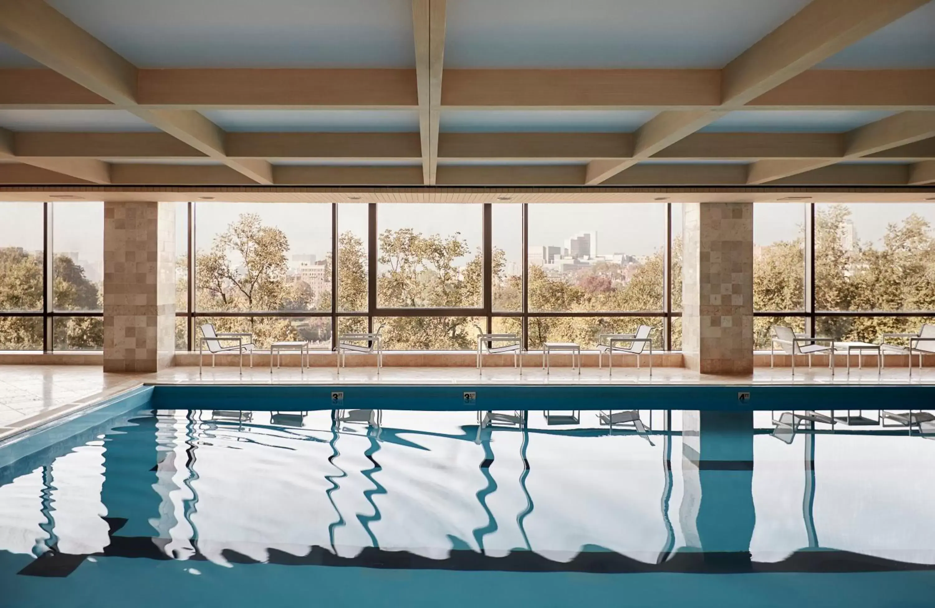 Swimming pool in Four Seasons Boston