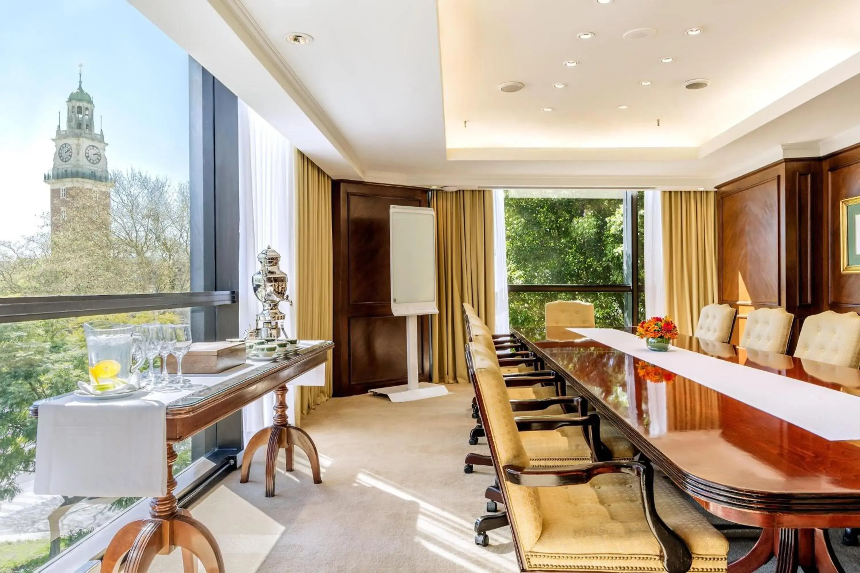 Meeting/conference room in Park Tower, A Luxury Collection Hotel, Buenos Aires