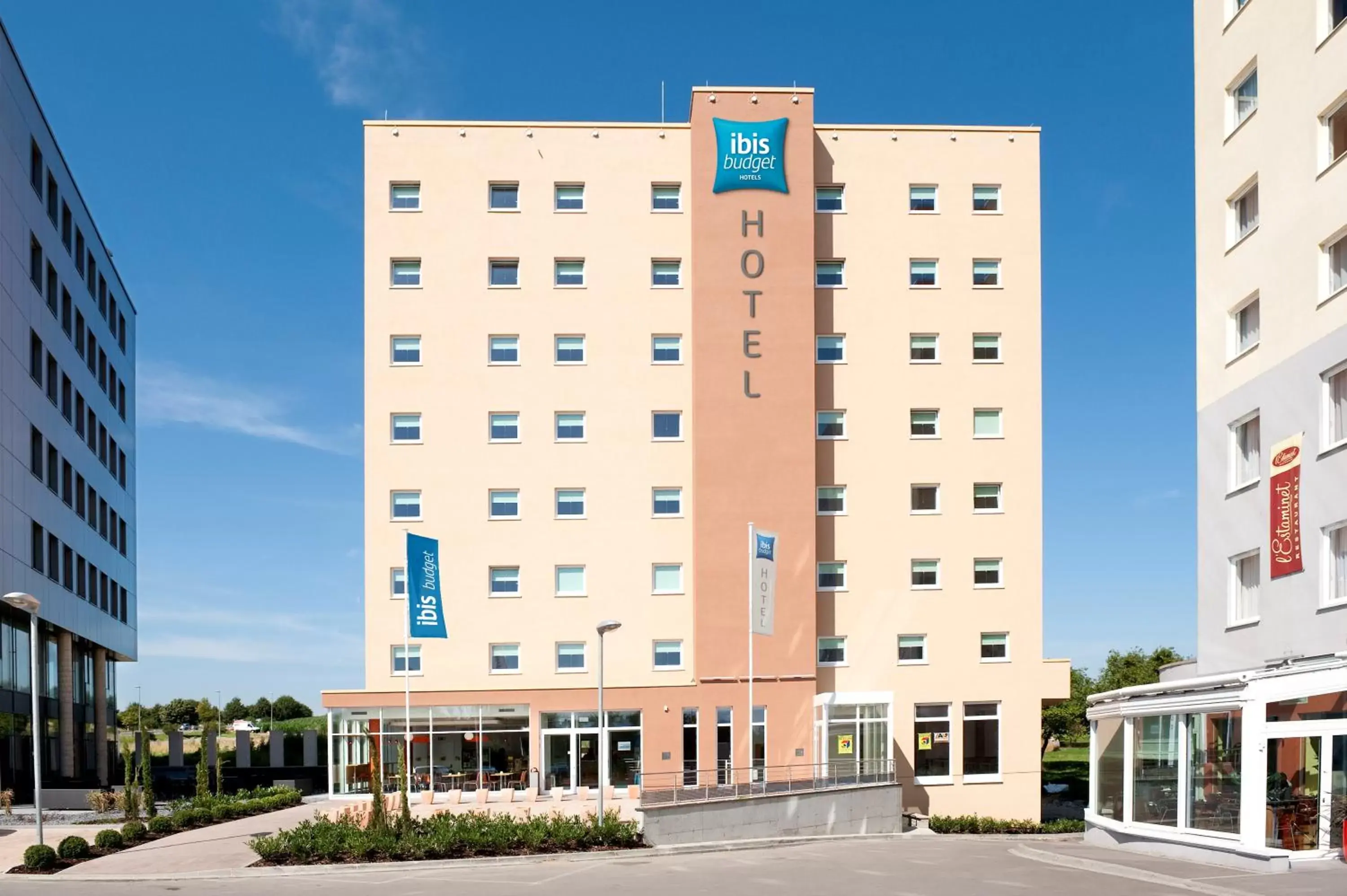 Facade/entrance, Property Building in ibis Budget Luxembourg Sud