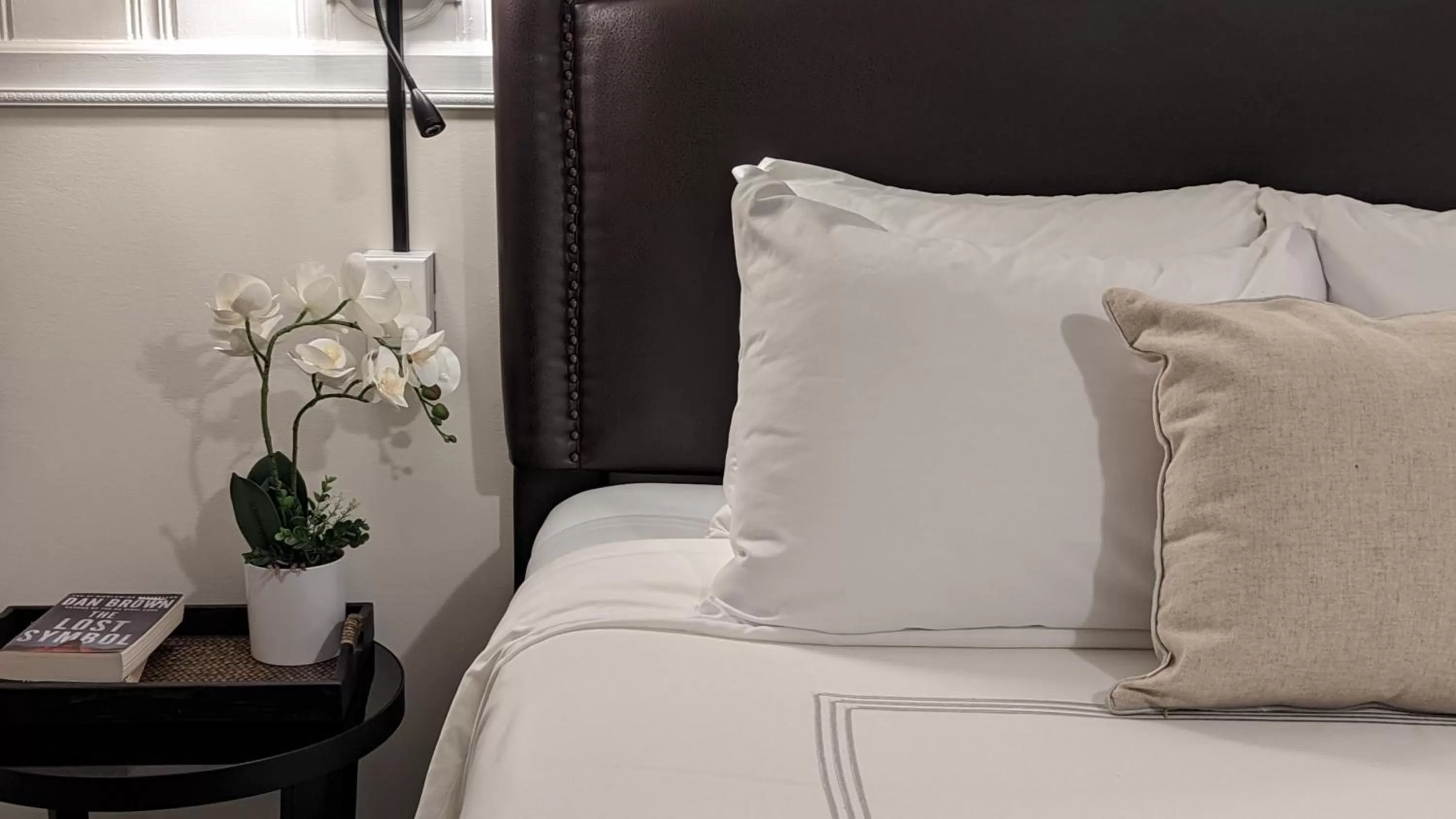 Bed in Amherst Inn - Virginia