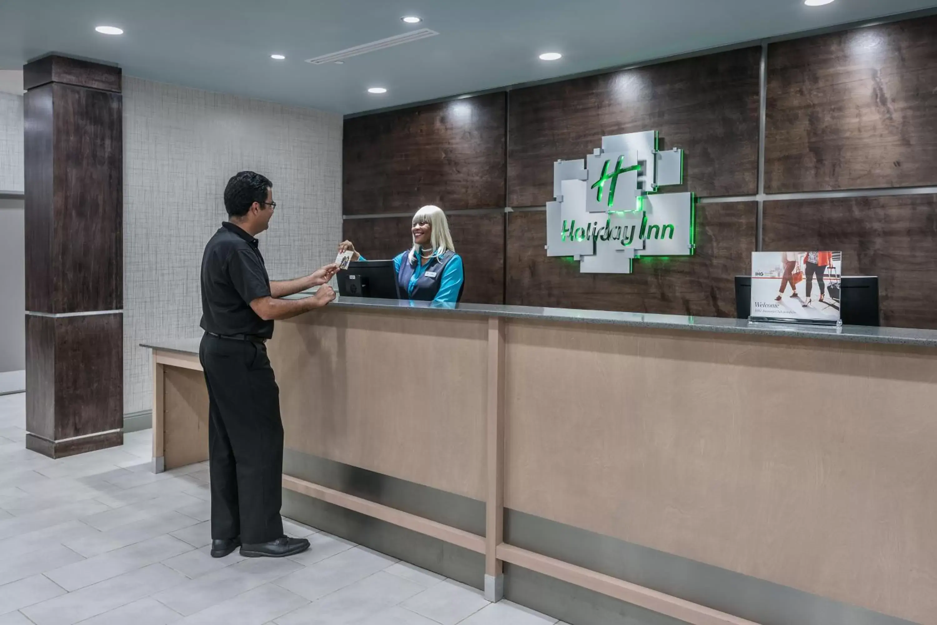 Lobby or reception in Holiday Inn - Beaumont East-Medical Ctr Area, an IHG Hotel