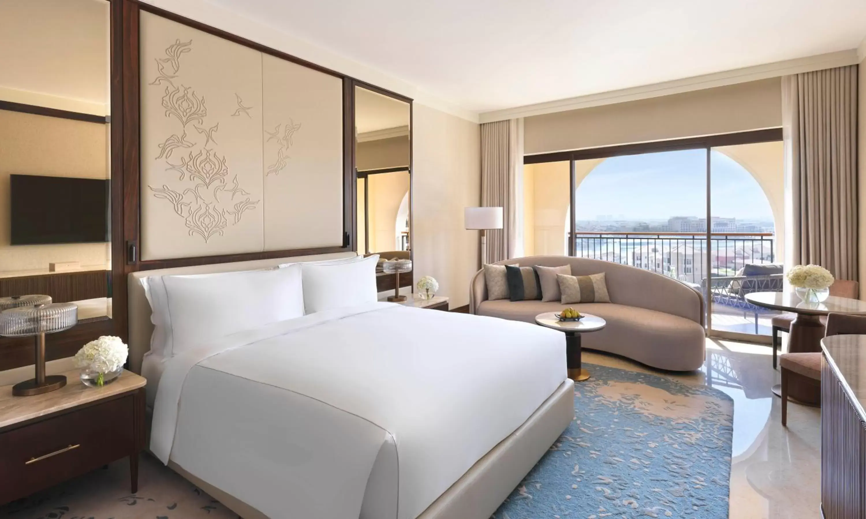 Bedroom in The Ritz-Carlton Abu Dhabi, Grand Canal