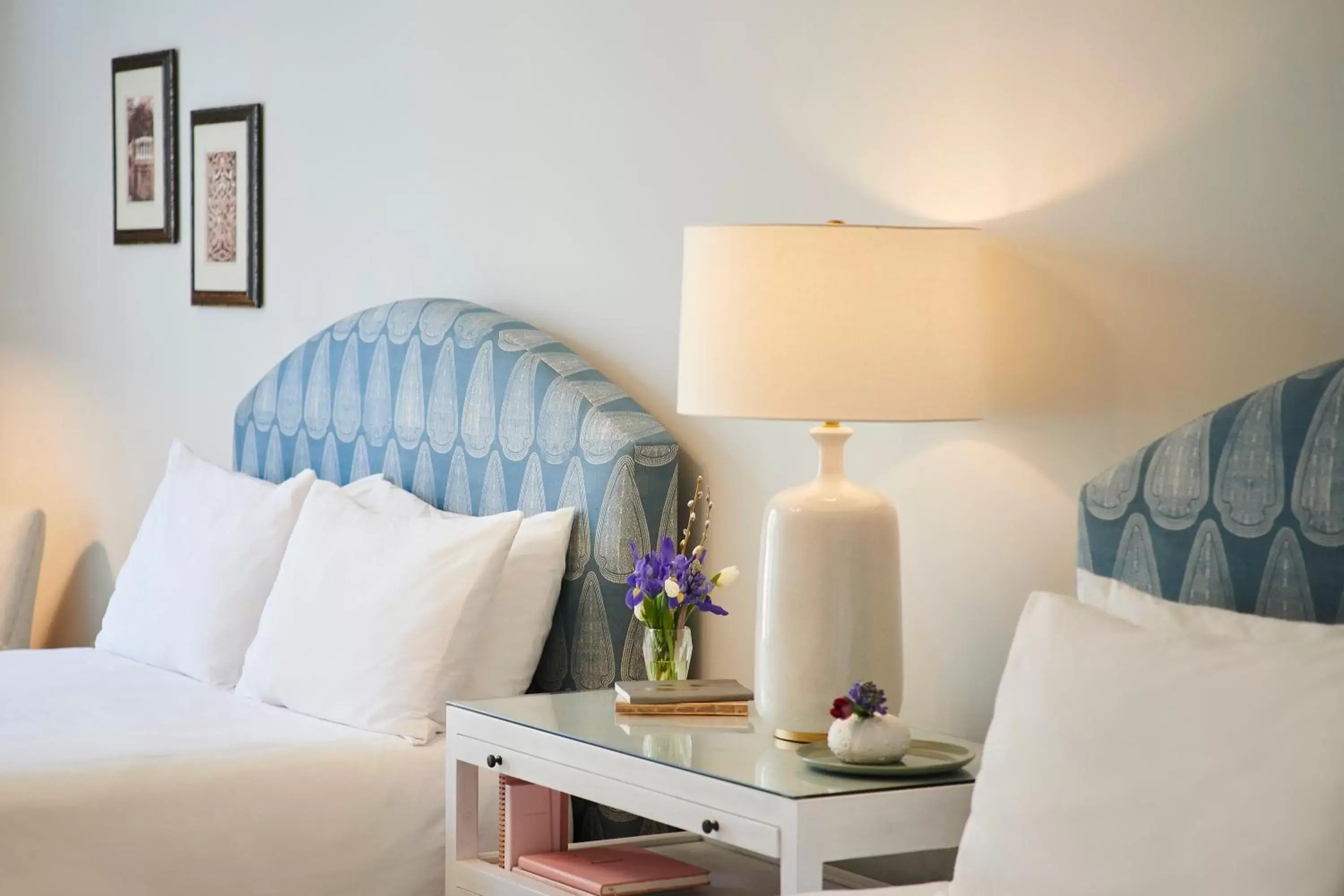 Bed in Harbourview Inn Bed in Harbourview Inn