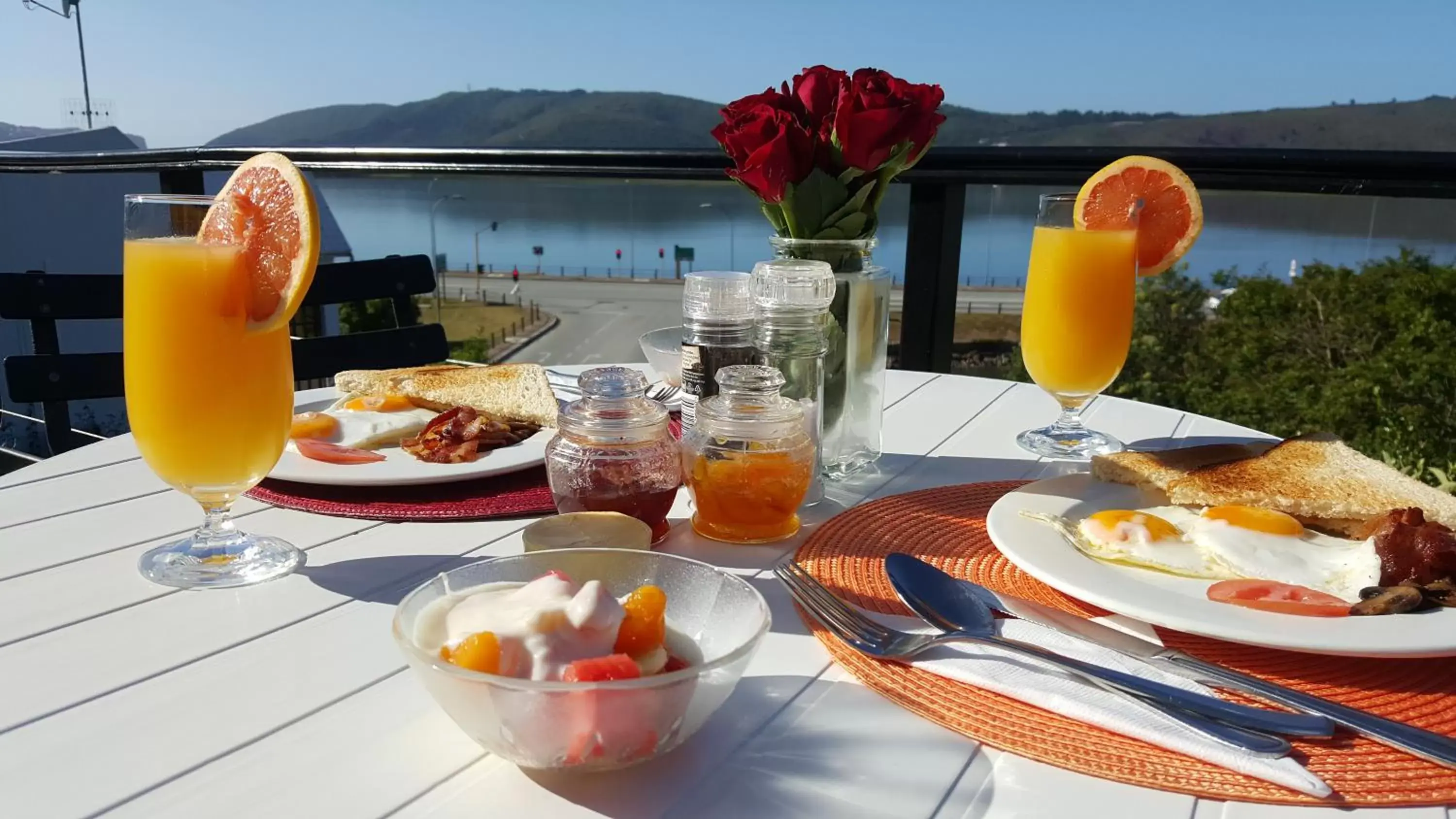 Property building, Breakfast in Lagoon Lodge