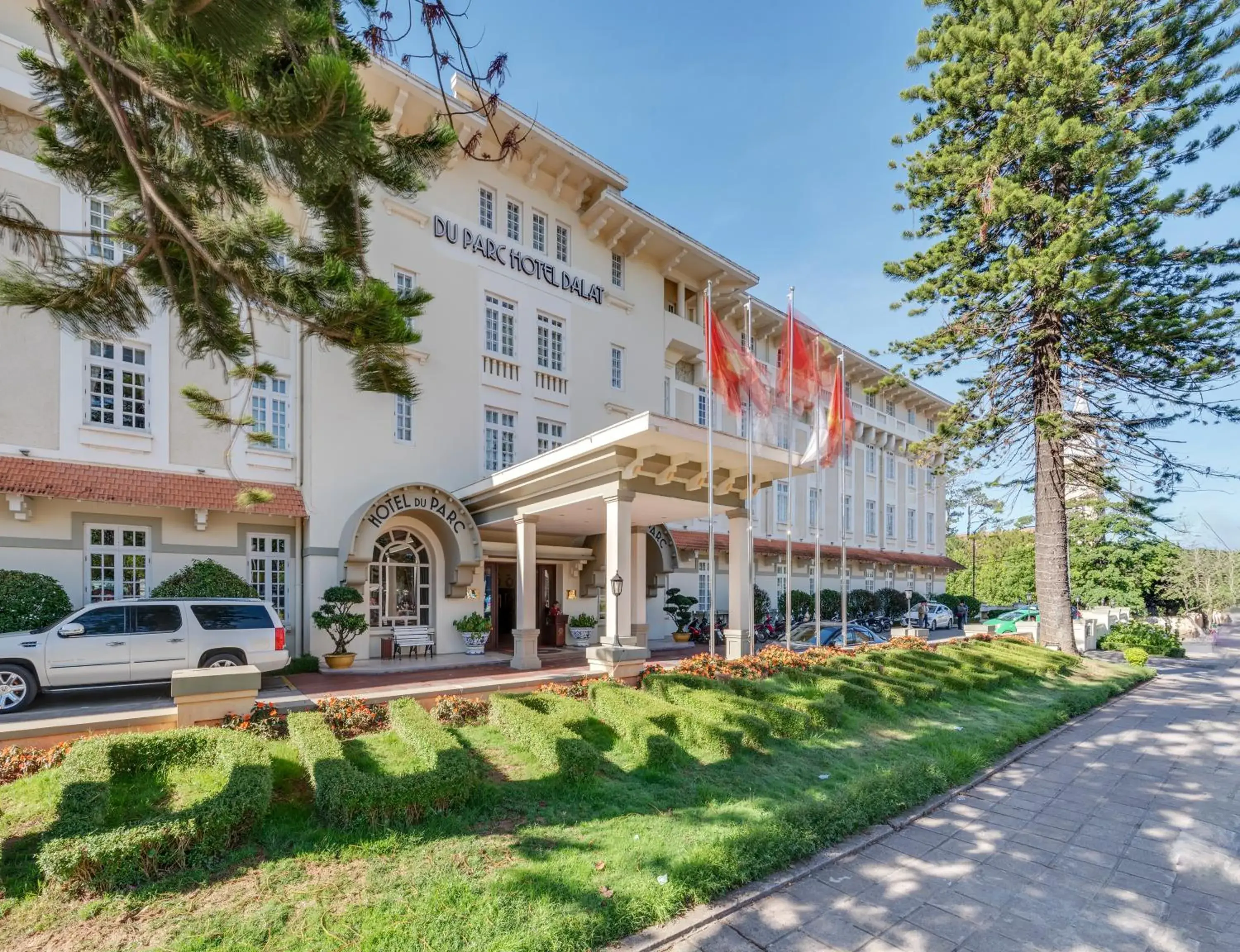 Property Building in Du Parc Hotel Dalat