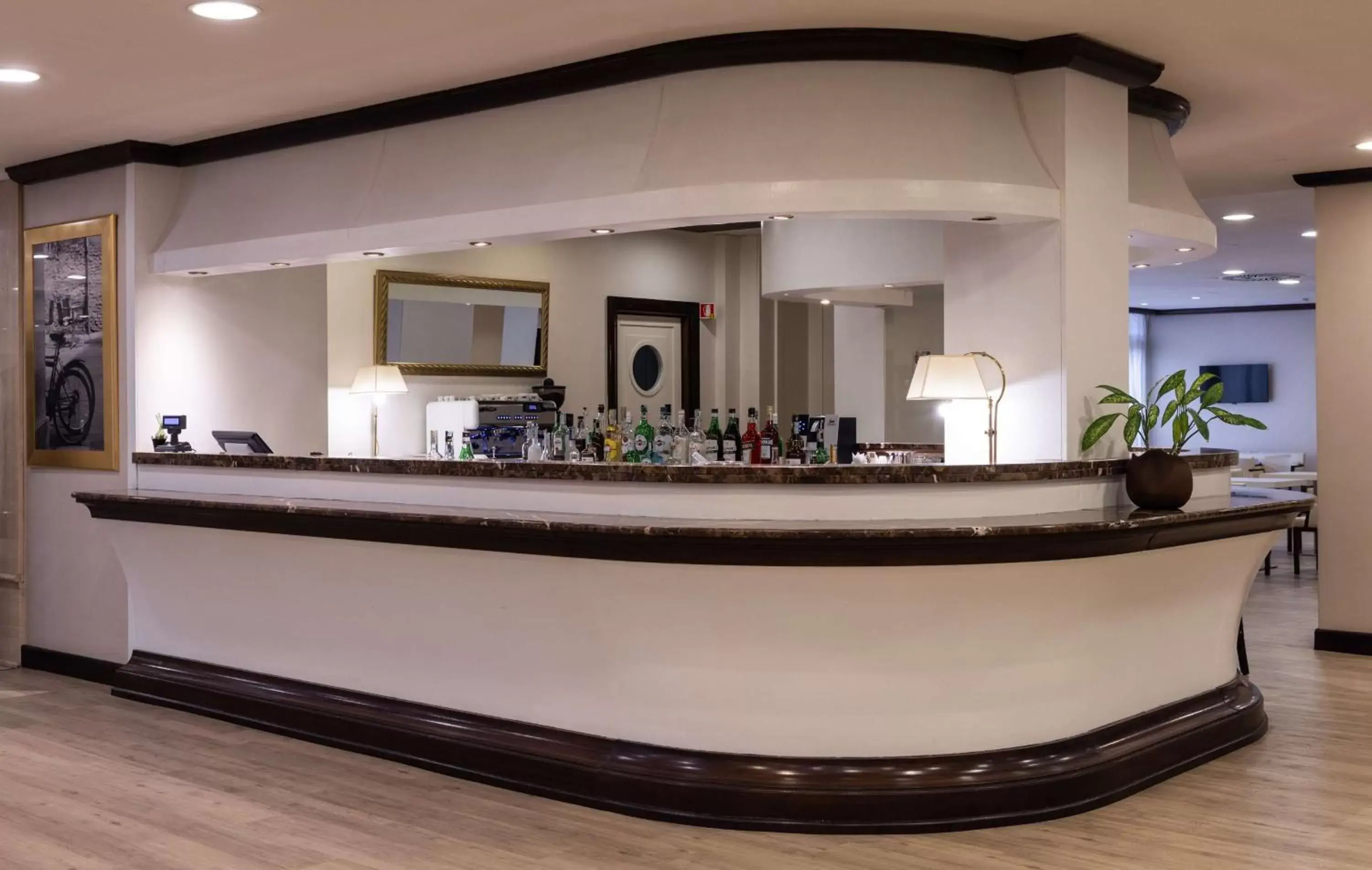 Lounge or bar, Lobby/Reception in Best Western Plus Tower Hotel Bologna