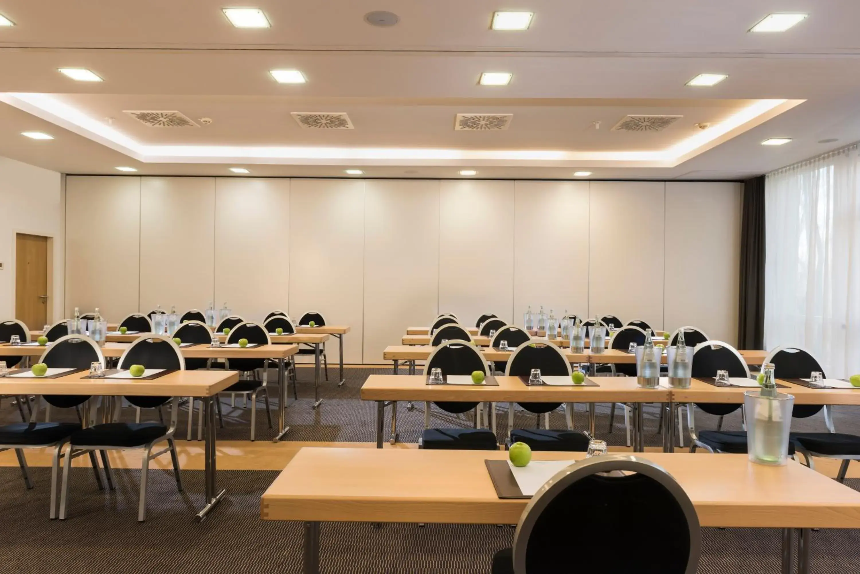 Meeting/conference room in Mercure Hotel Bielefeld Johannisberg