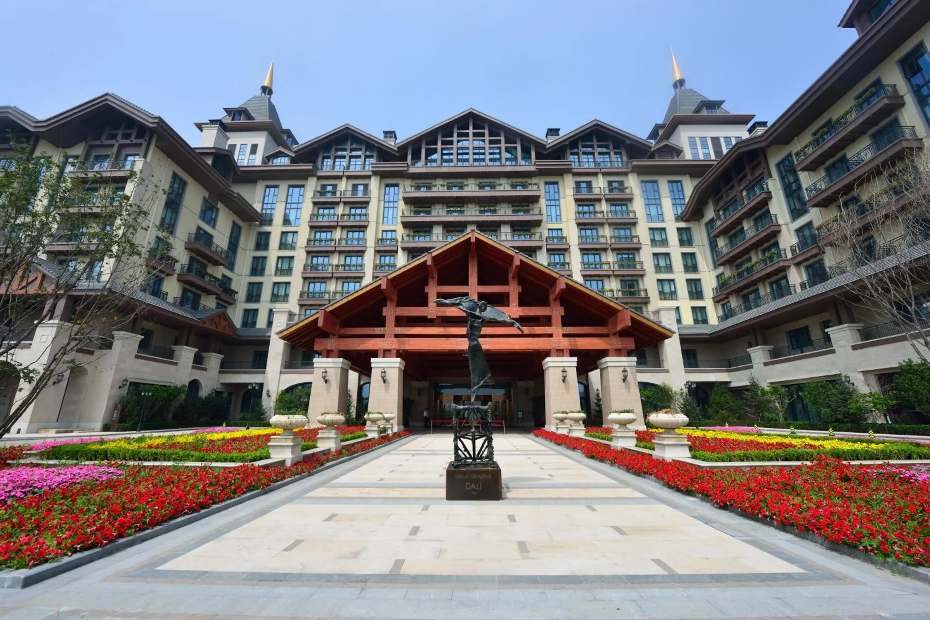 Facade/entrance in Orient-Anyi international Hotel