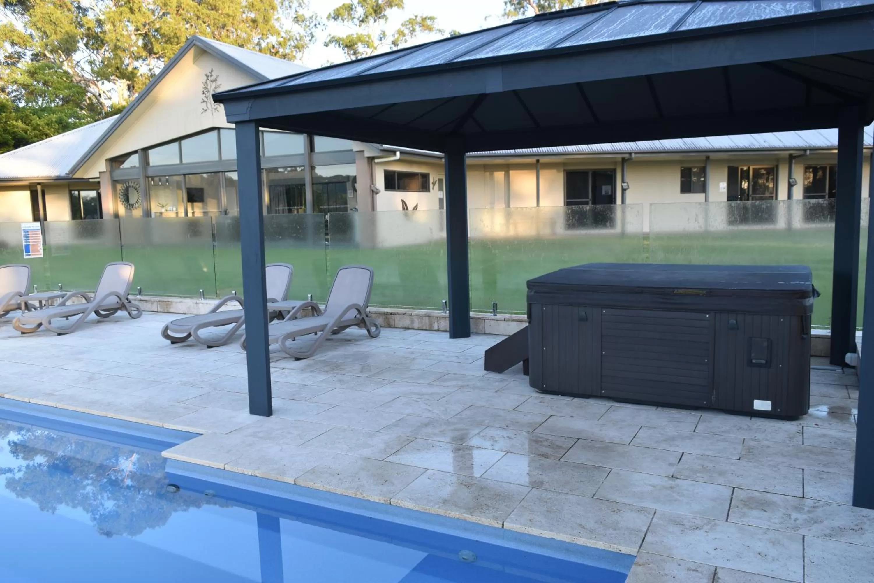 Hot Tub in Mapleton Springs