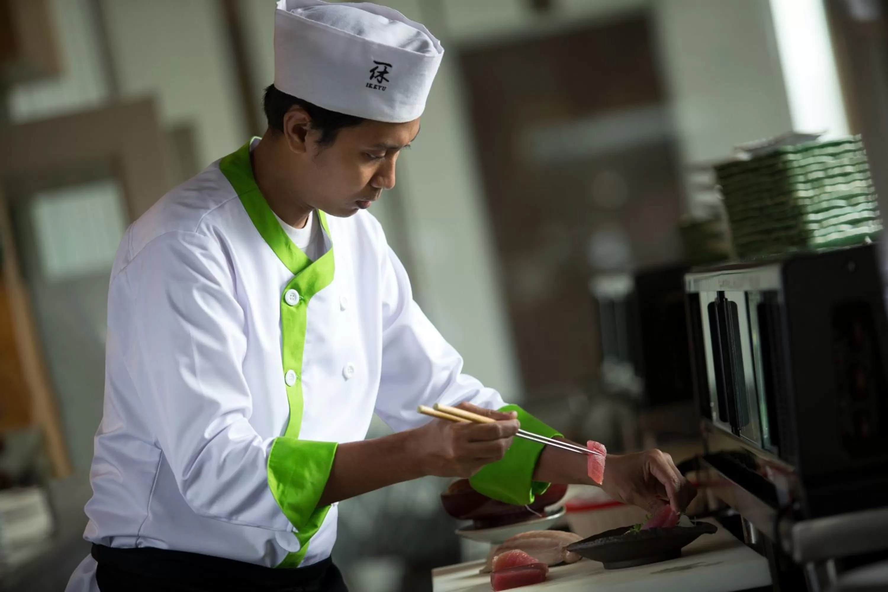 Restaurant/places to eat in Holiday Inn Cikarang Jababeka by IHG