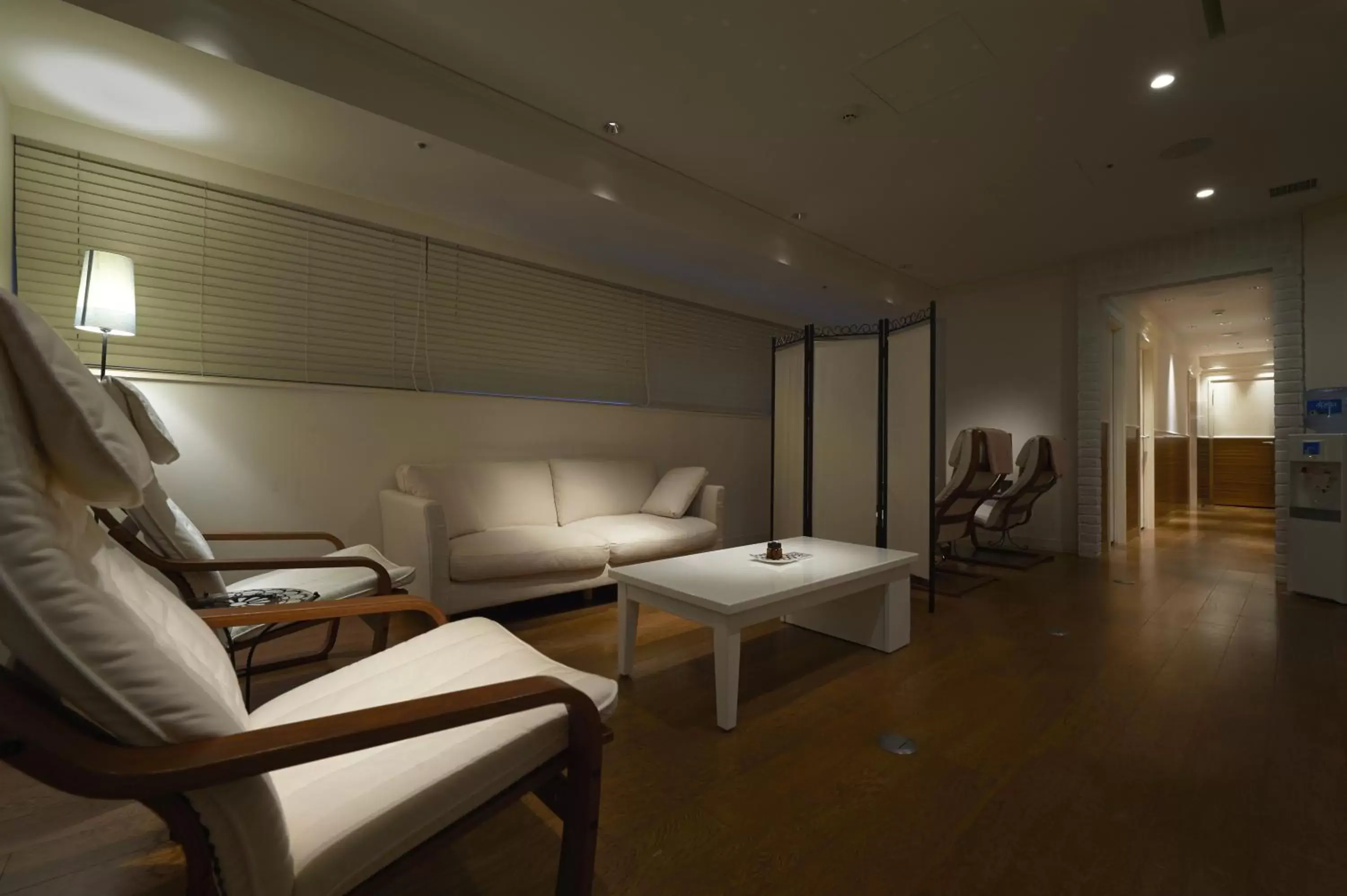 Massage, Seating Area in Hotel Sunroute Plaza Shinjuku