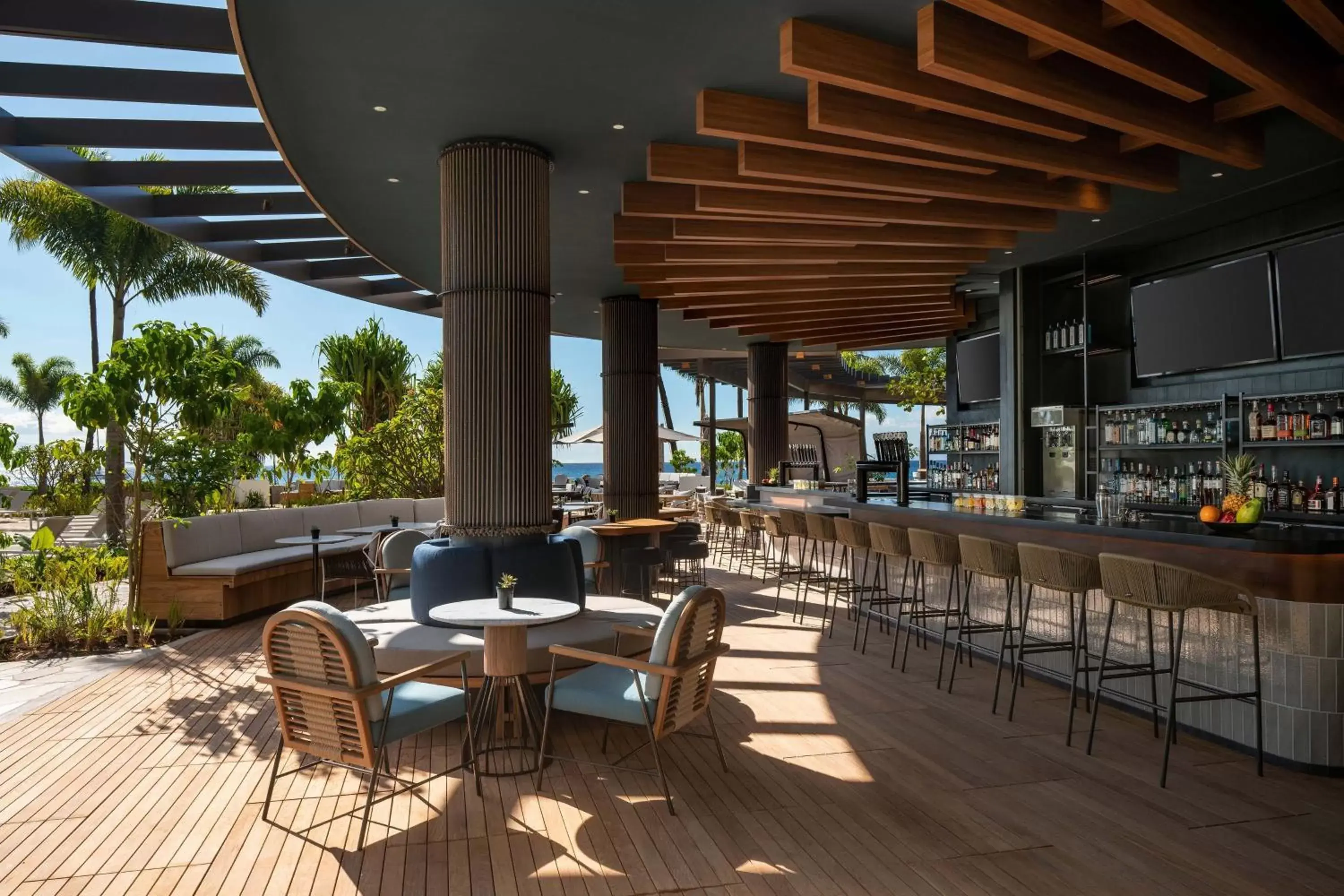 Restaurant/places to eat, Lounge/Bar in The Westin Maui Resort & Spa, Ka'anapali